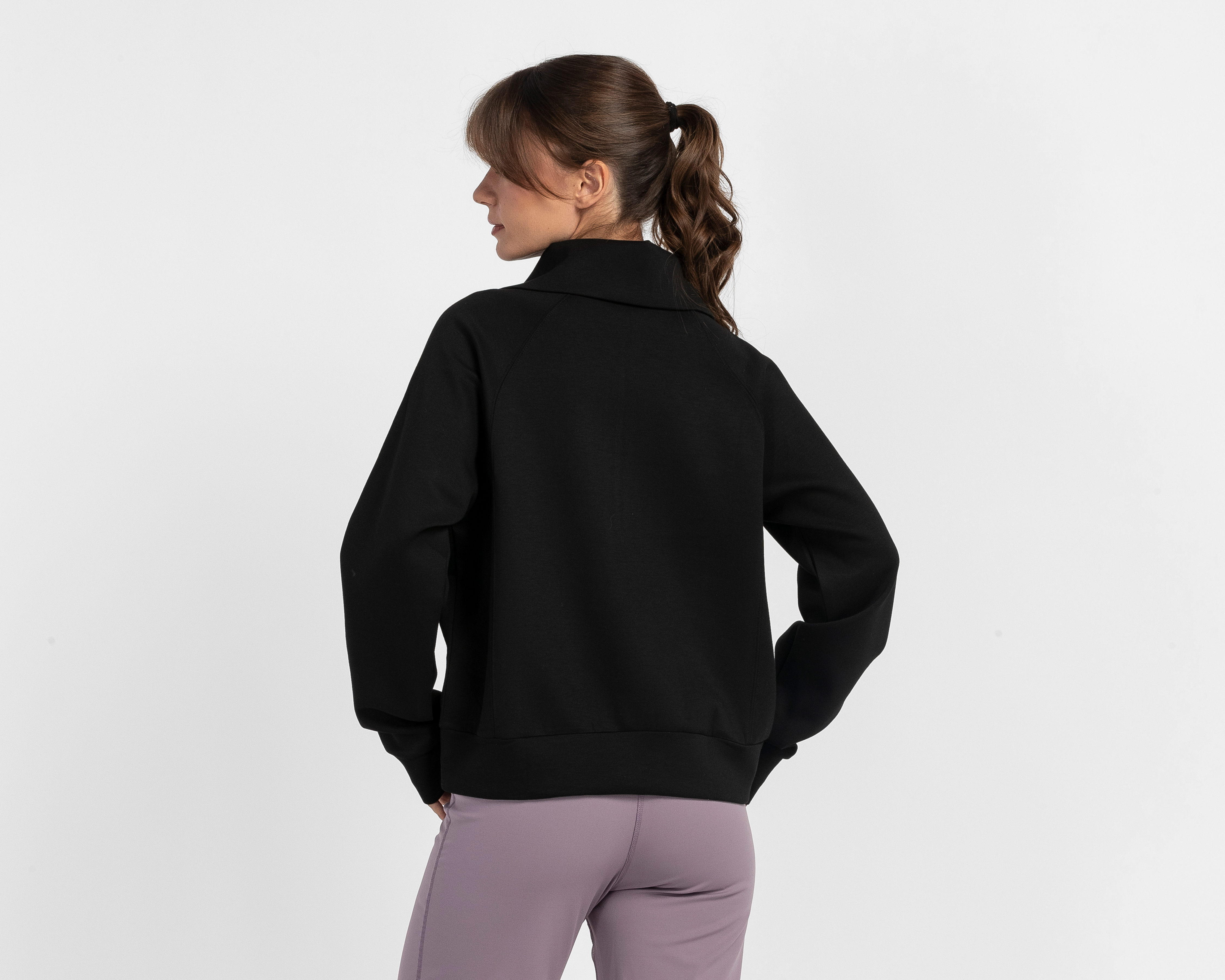 Foto 4 pulgar | Foto 3 | Sudadera Negra Asani para Mujer