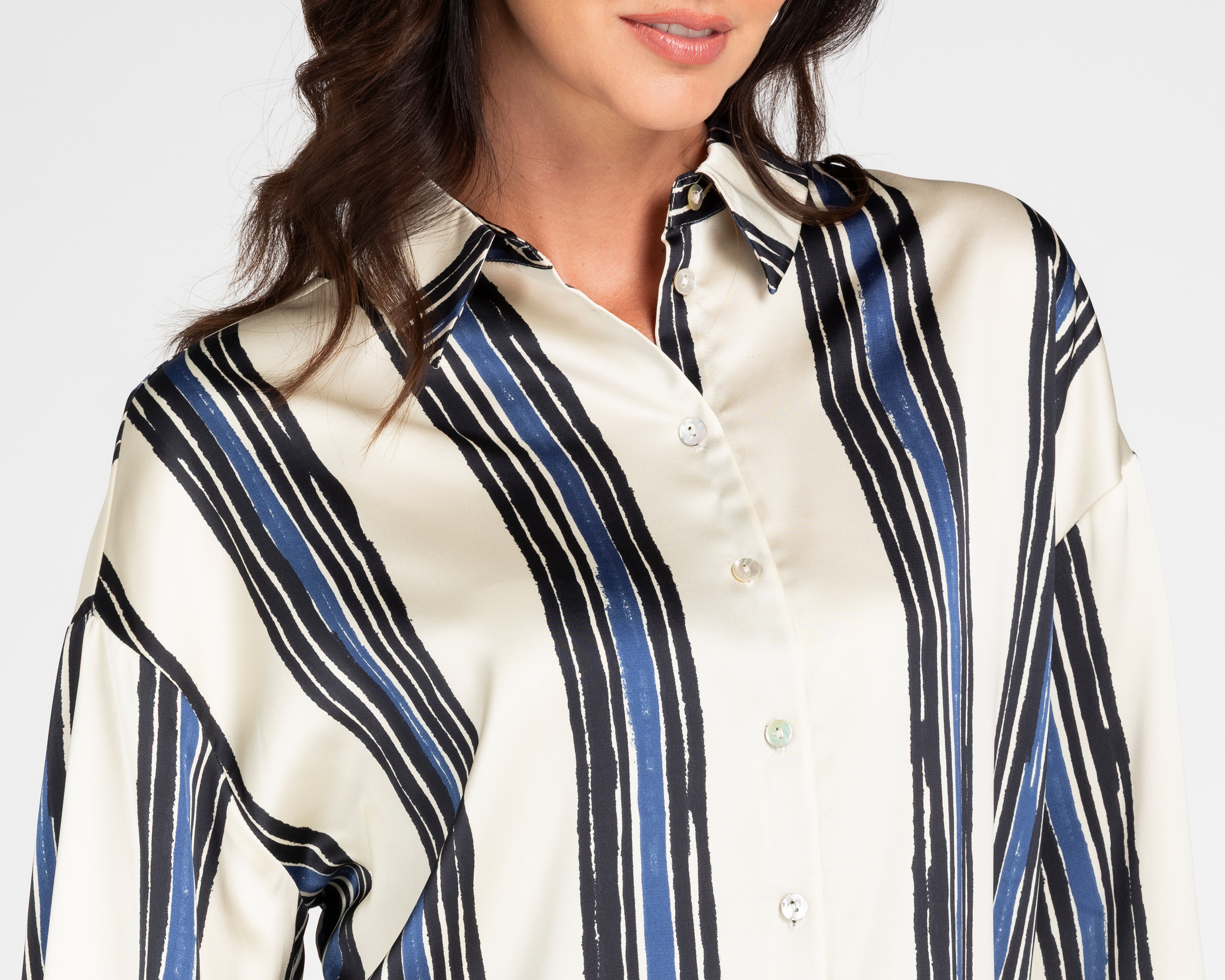 Foto 5 pulgar | Foto 4 | Camisa Sahara Manga Larga para Mujer
