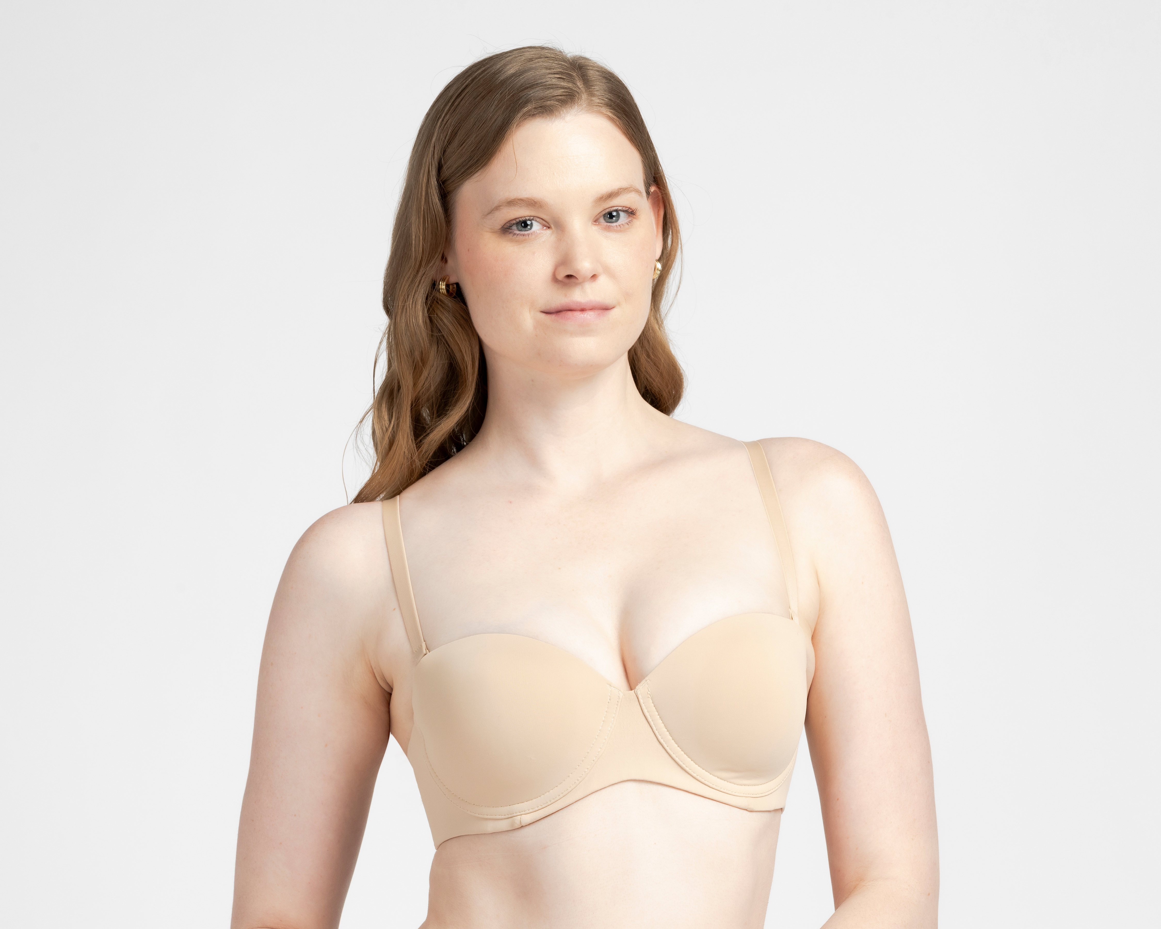 Foto 2 pulgar | Foto 1 | Brasier Copa Completa Strapless Beauty Secret