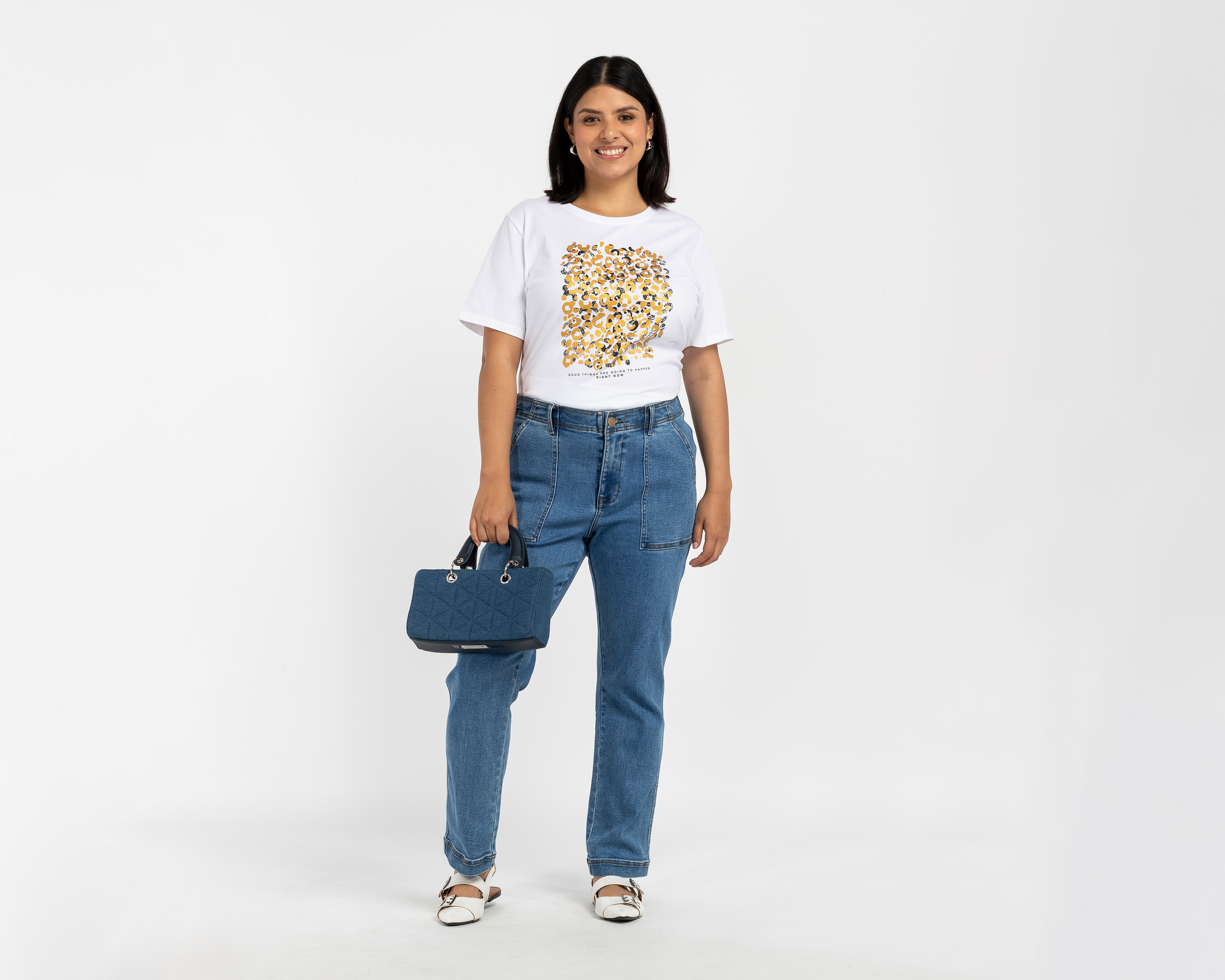 Foto 3 pulgar | Foto 2 | Playera Manga Corta Lucky Star para Mujer