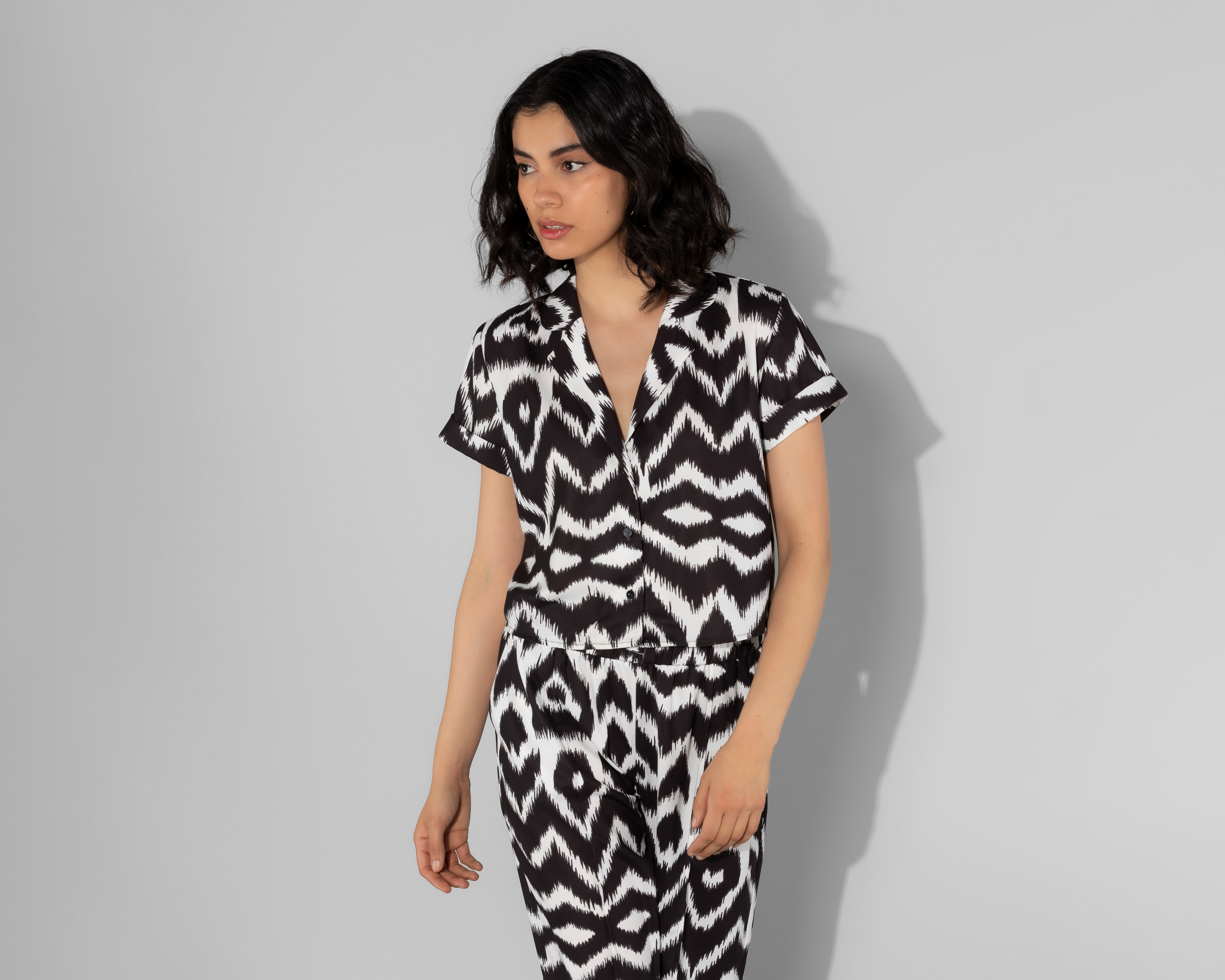 Blusa Thinner Estampada en Negro y Blanco