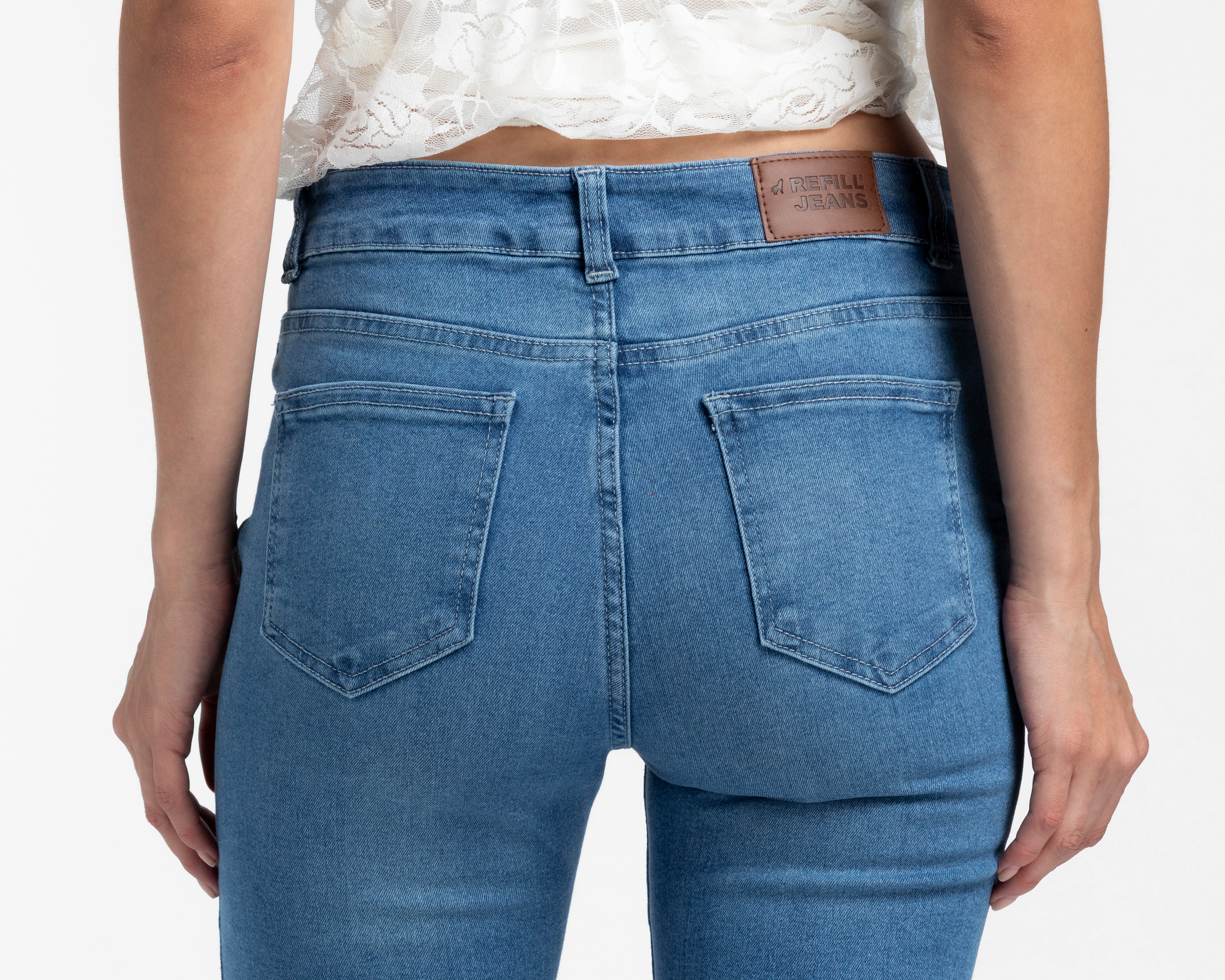 Foto 6 pulgar | Foto 5 | Jeans Skinny Refill para Mujer