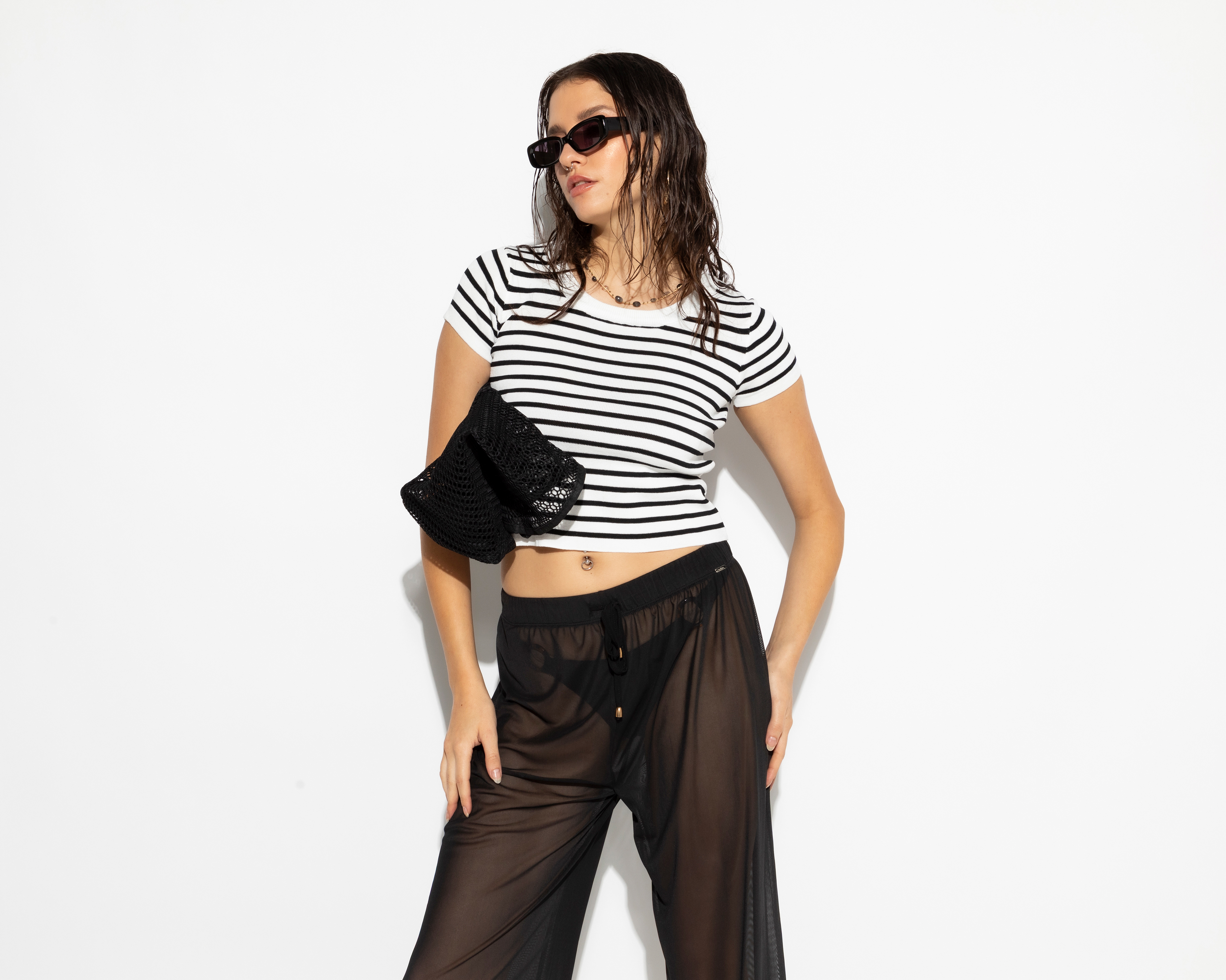 Playera Manga Corta Punto Rayas Negro Strona para Mujer