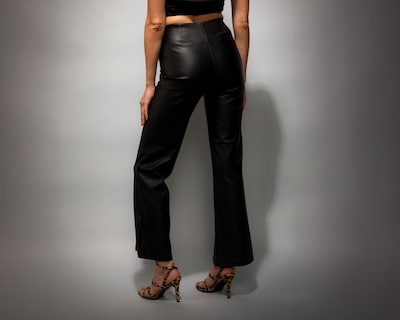 Foto 3 | Foto 3 | Pantalon Polipiel con Abertura en Ruedo Strona para Mujer