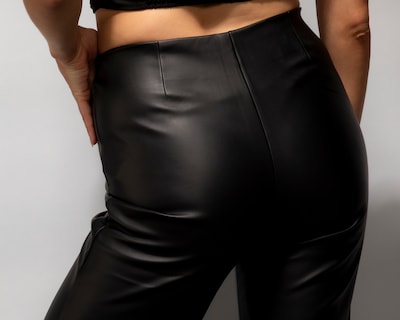 Foto 5 | Foto 5 | Pantalon Polipiel con Abertura en Ruedo Strona para Mujer