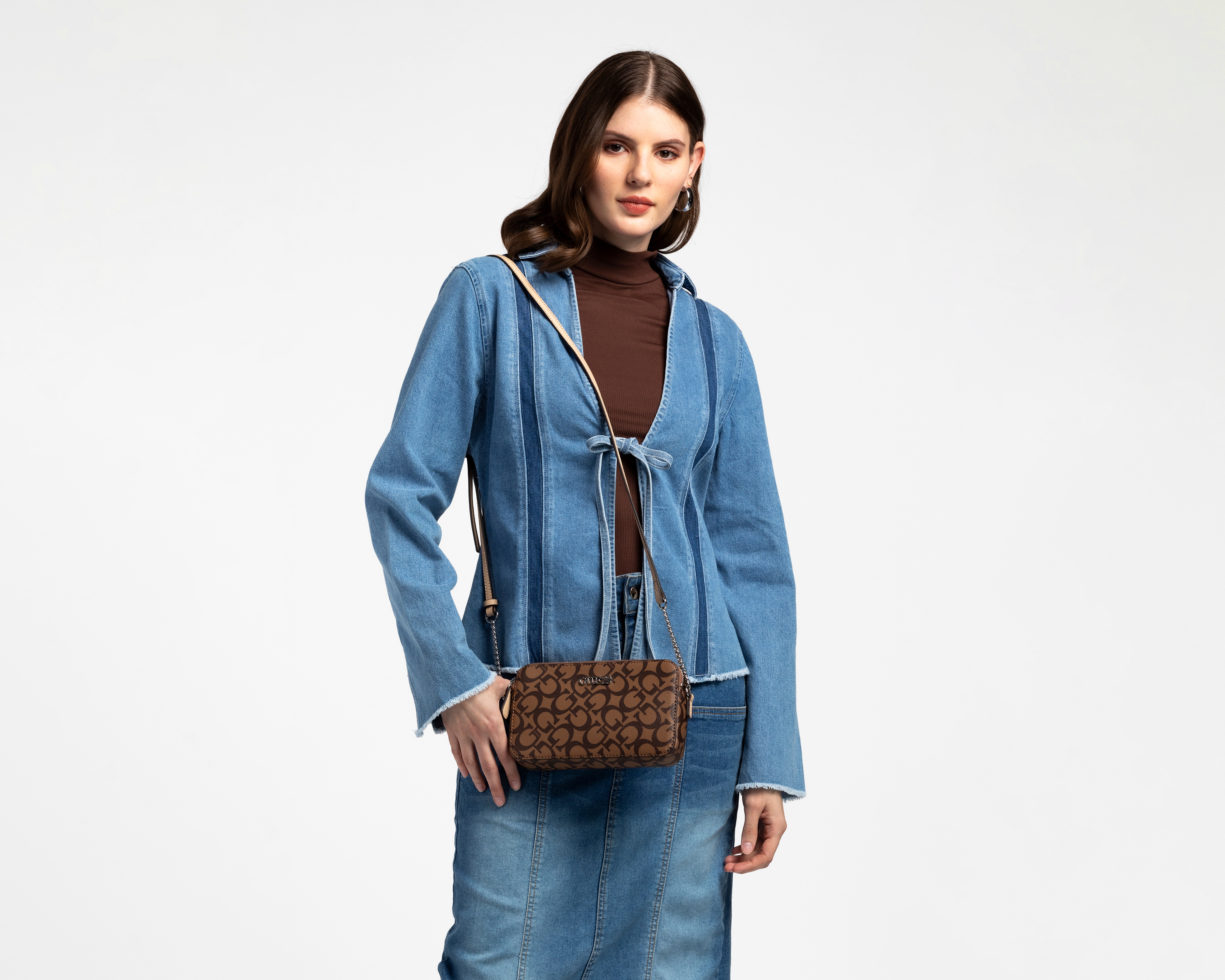 Foto 6 | Foto 6 | Bolsa Cruzada Guess Tidewood Mini