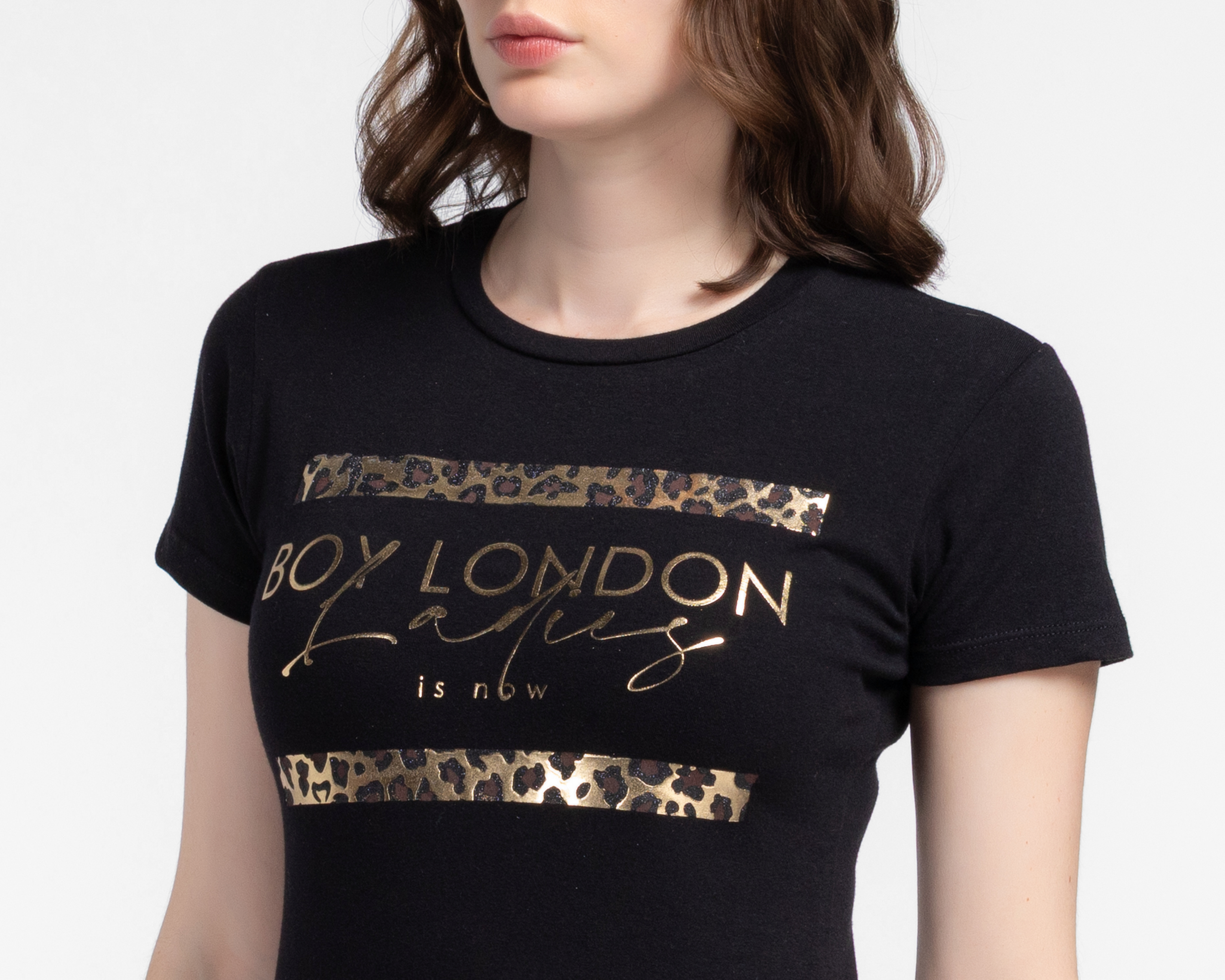 Foto 5 pulgar | Foto 4 | Playera Manga Corta Boy London para Mujer