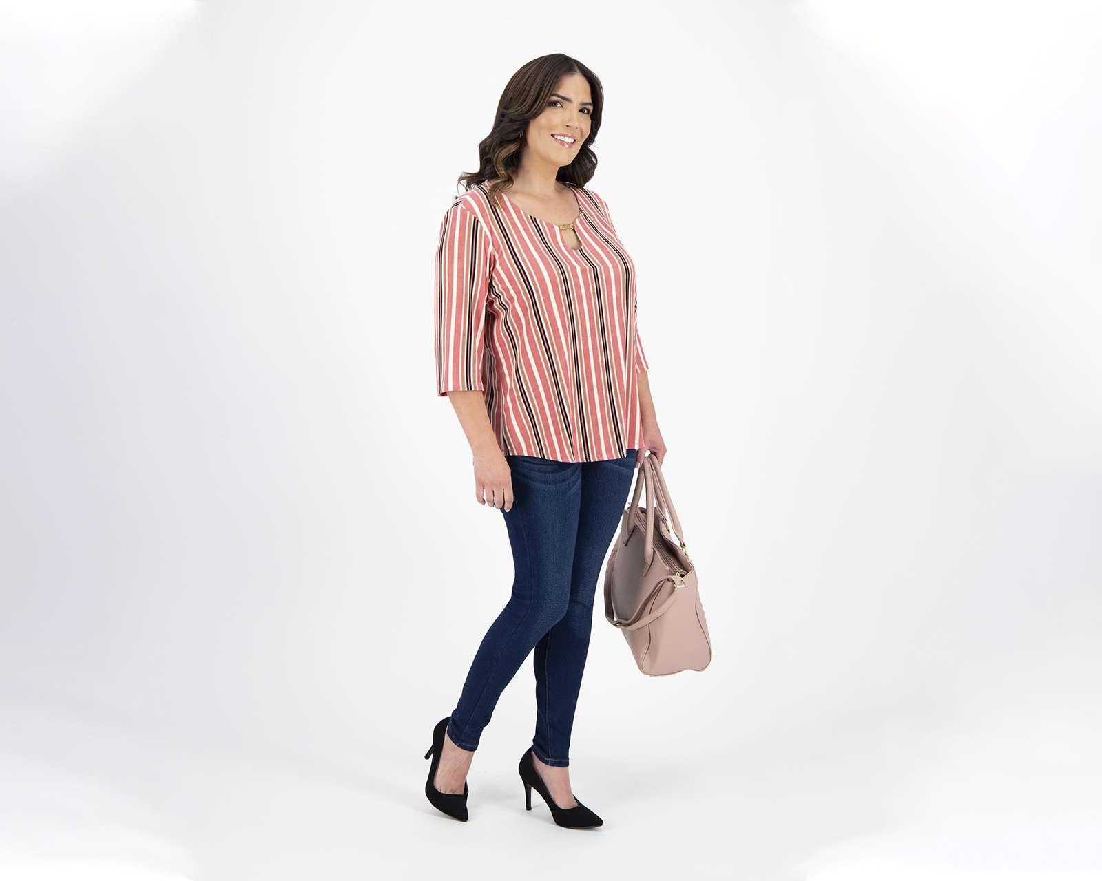 Blusa Sahara Manga 3/4 Escote Herraje