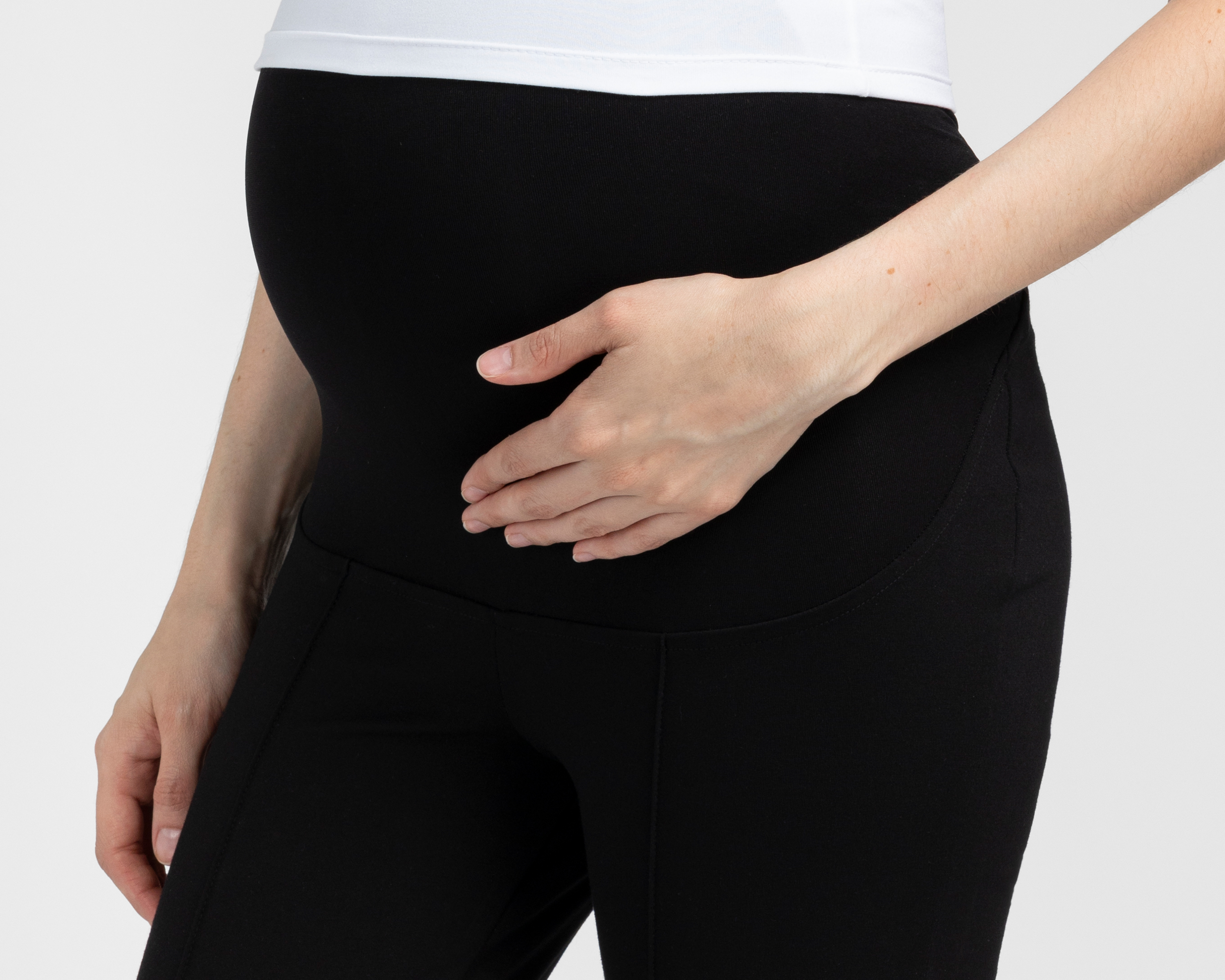 Foto 5 pulgar | Foto 4 | Leggings de Maternidad Negros Mamá Bella