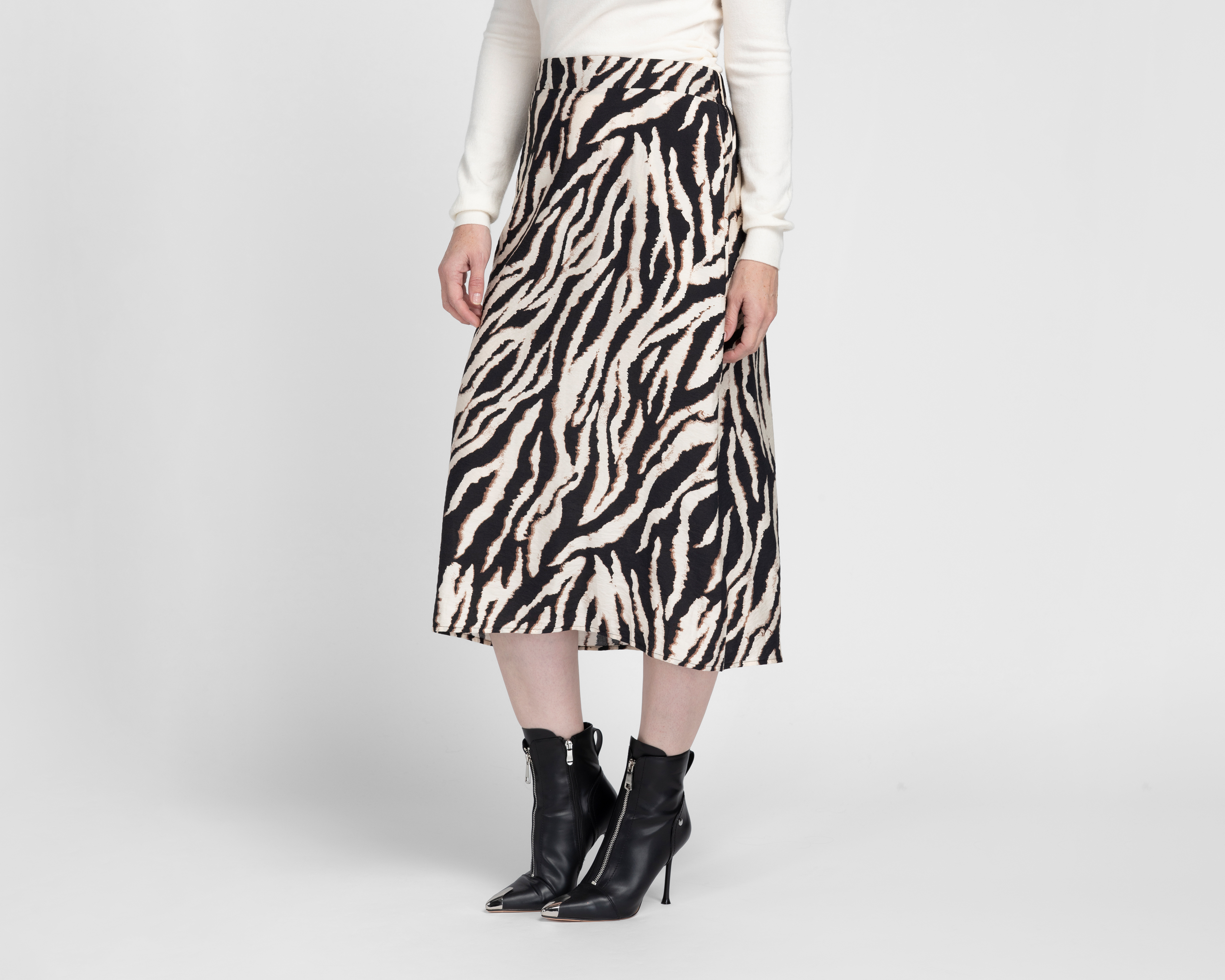 Foto 2 pulgar | Foto 1 | Falda Midi Sahara Estampada para Mujer