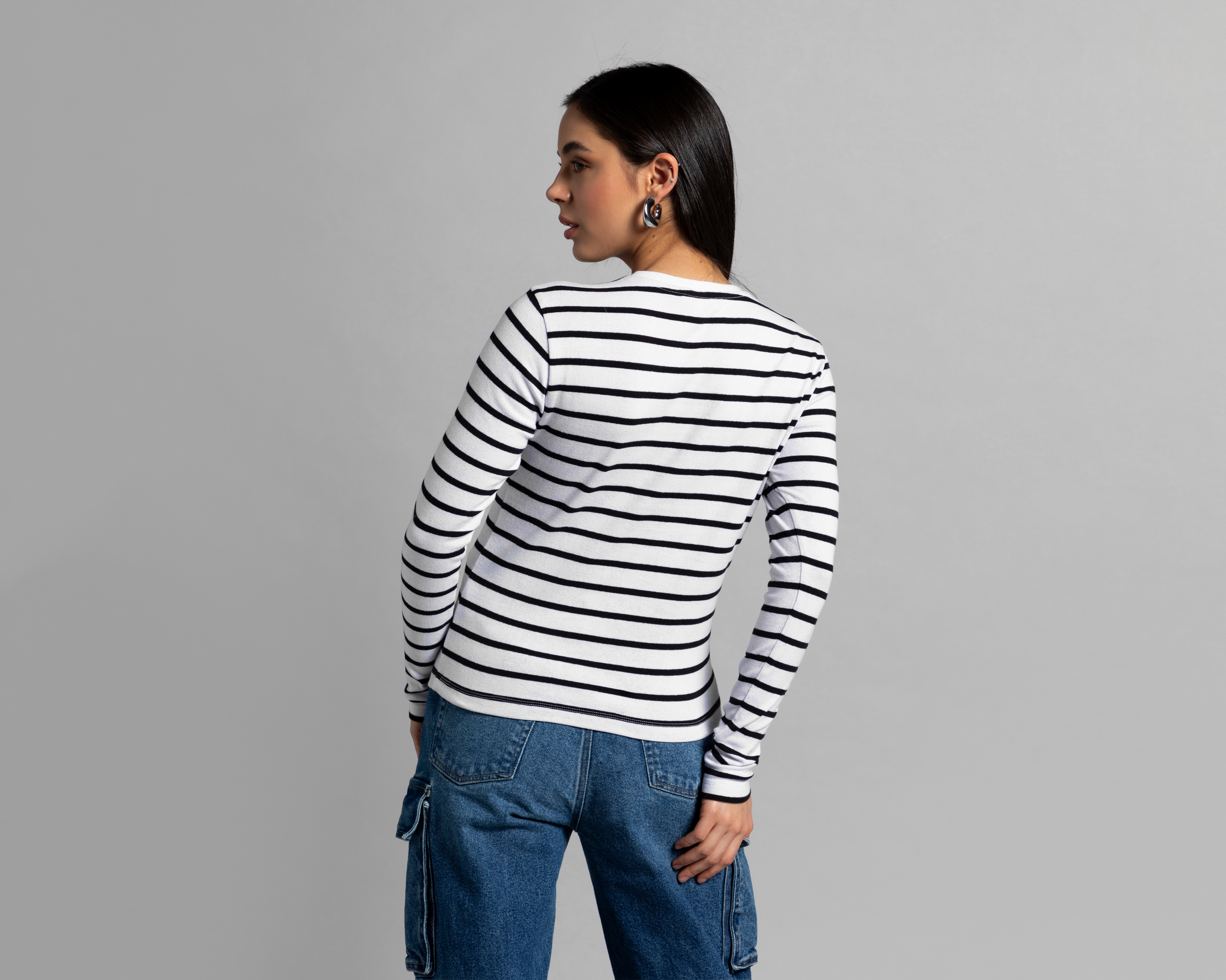 Foto 4 pulgar | Foto 3 | Playera Thinner Manga Larga para Mujer