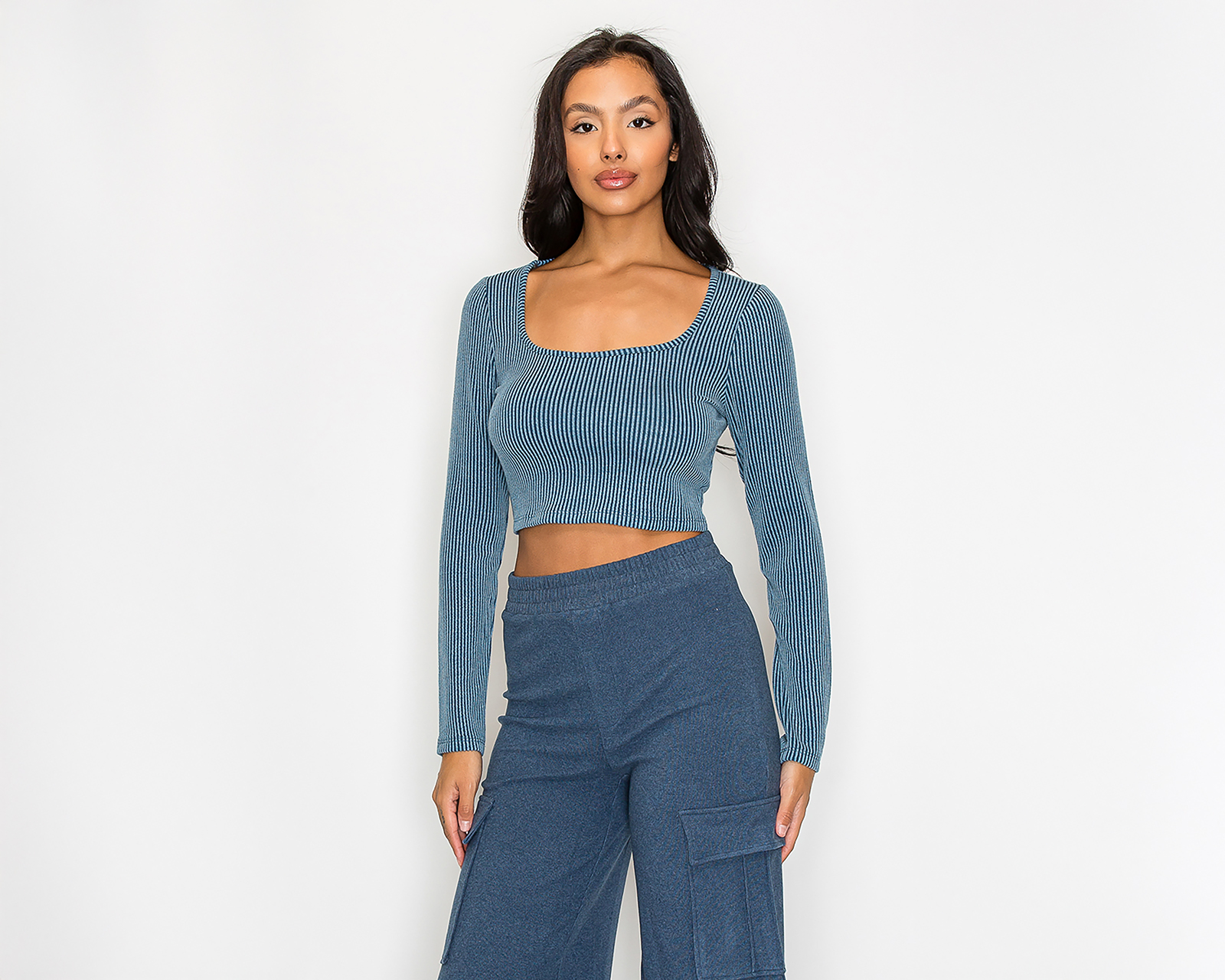 Foto 2 pulgar | Foto 1 | Playera Strona Manga Larga para Mujer