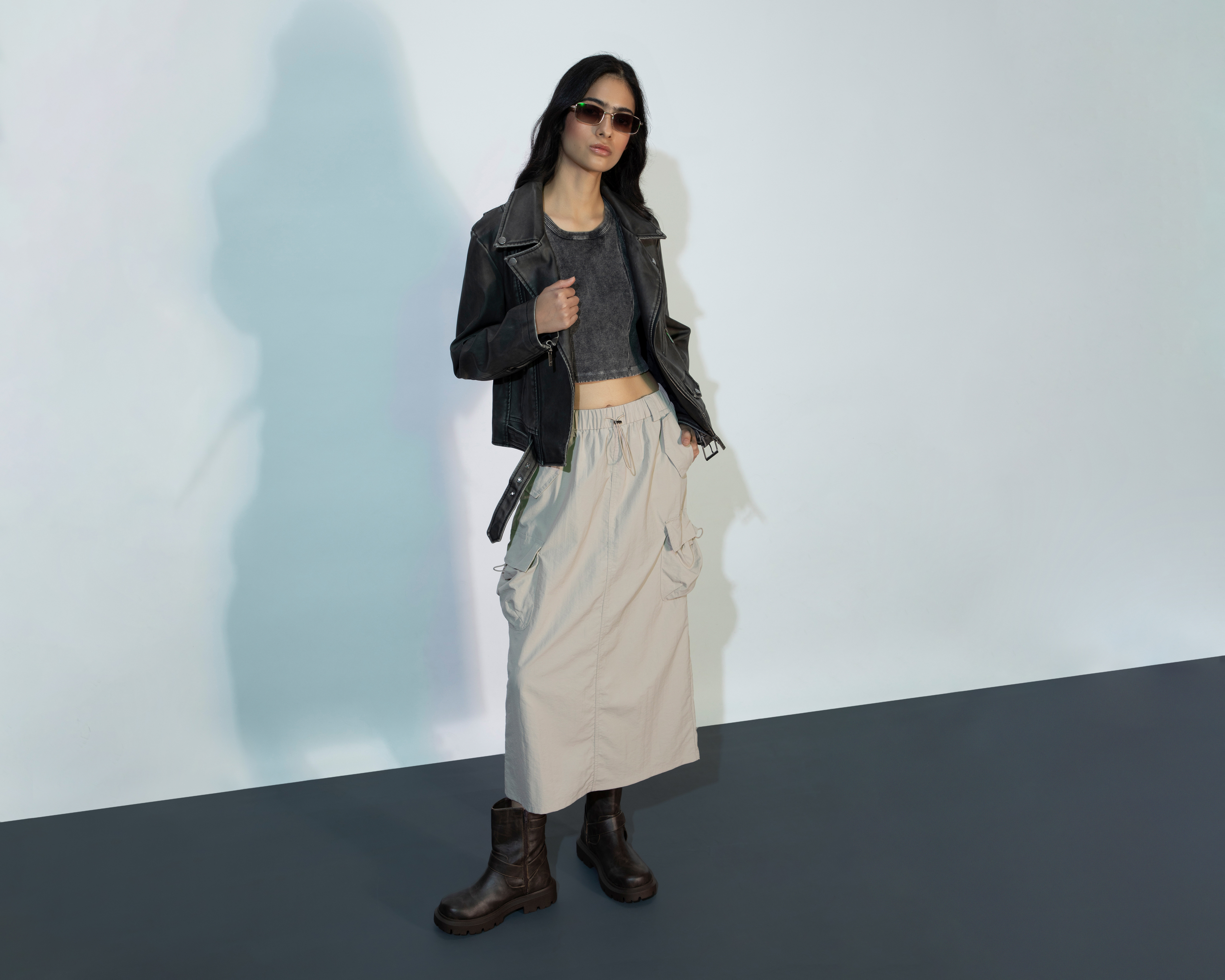 Foto 2 pulgar | Foto 1 | Playera Strona sin Mangas para Mujer