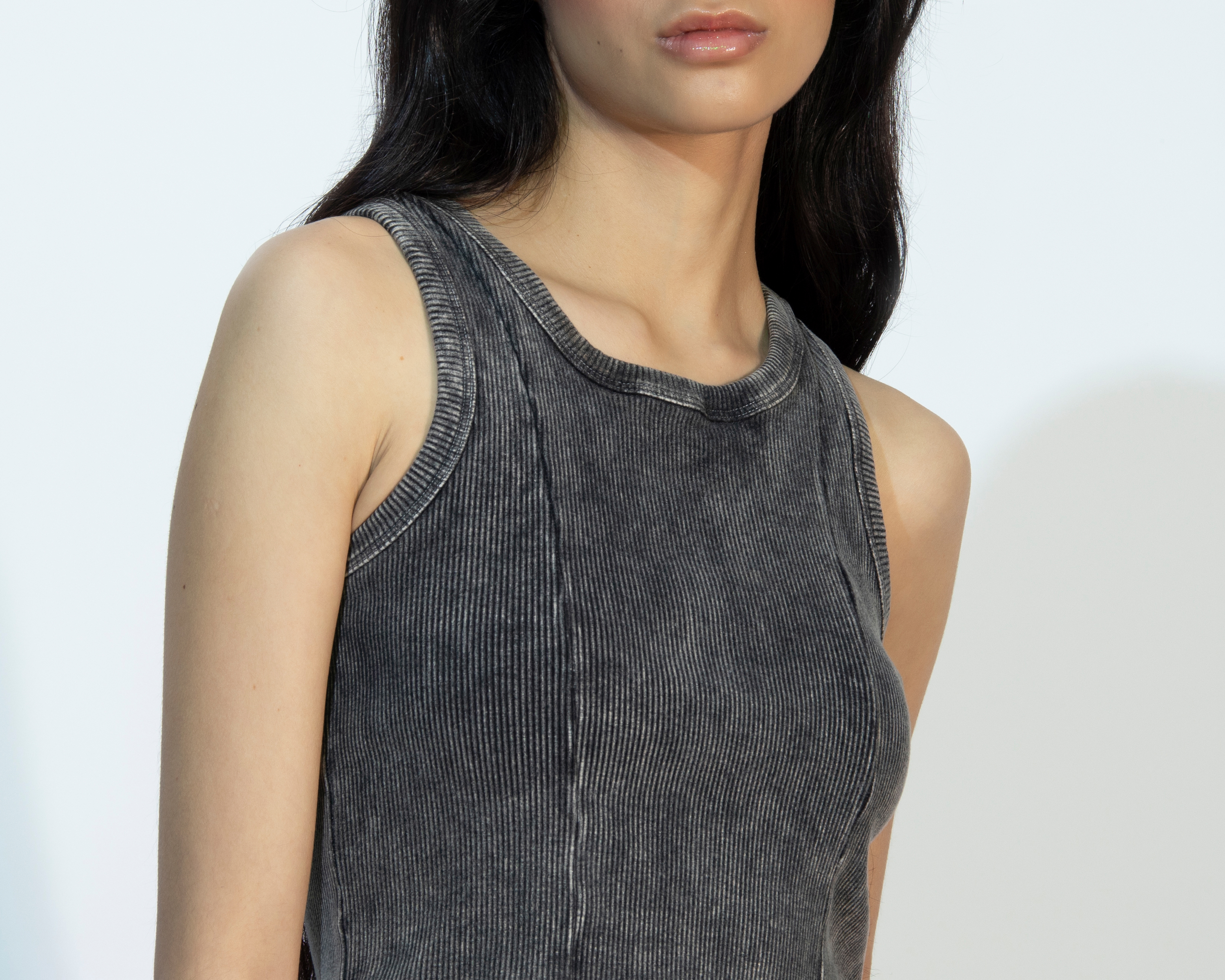 Foto 4 | Foto 4 | Playera Strona sin Mangas para Mujer