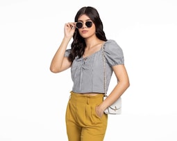 Blusa Thinner Manga Corta a Cuadros