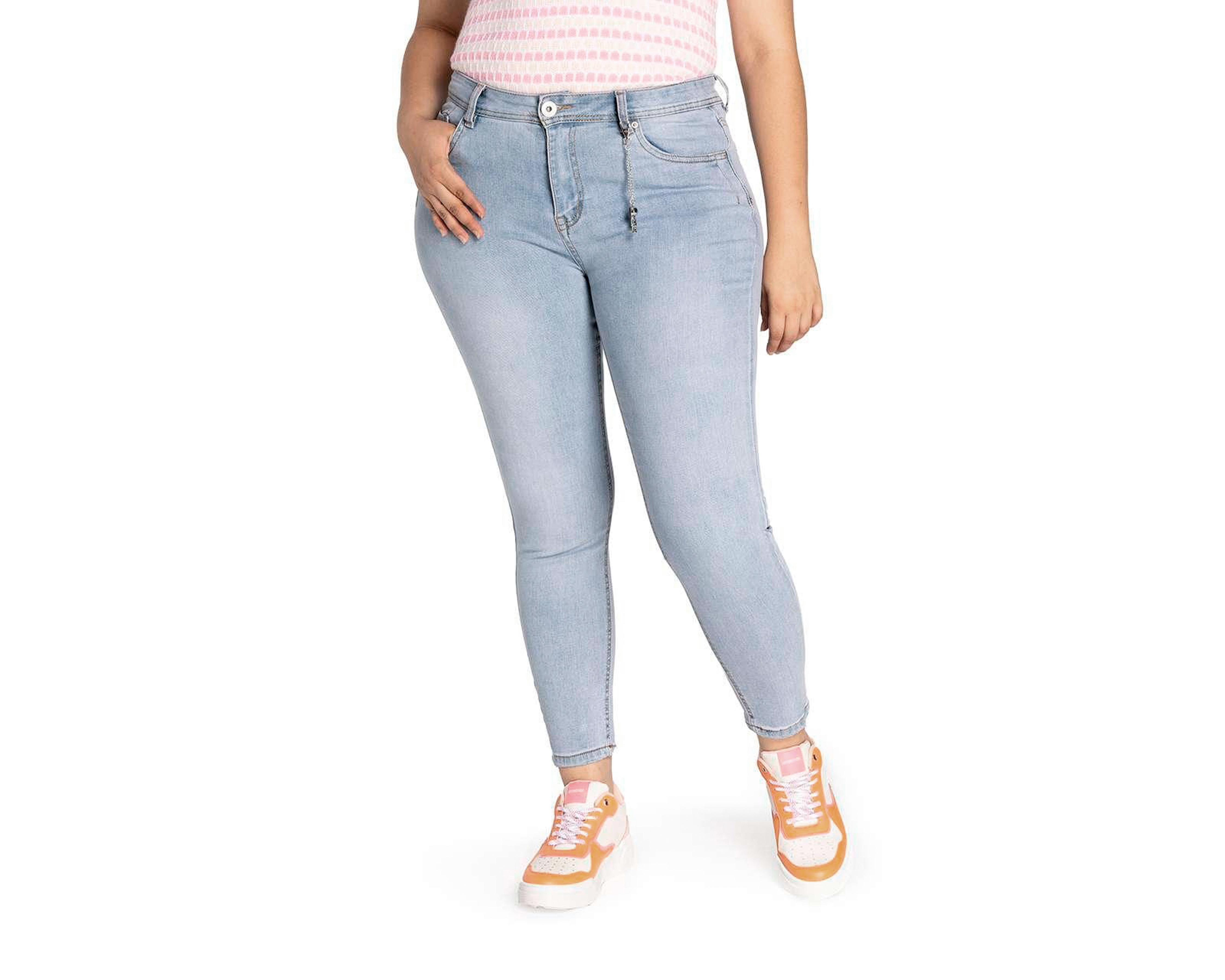 Foto 5 pulgar | Foto 4 | Jeans Skinny Refill para Mujer