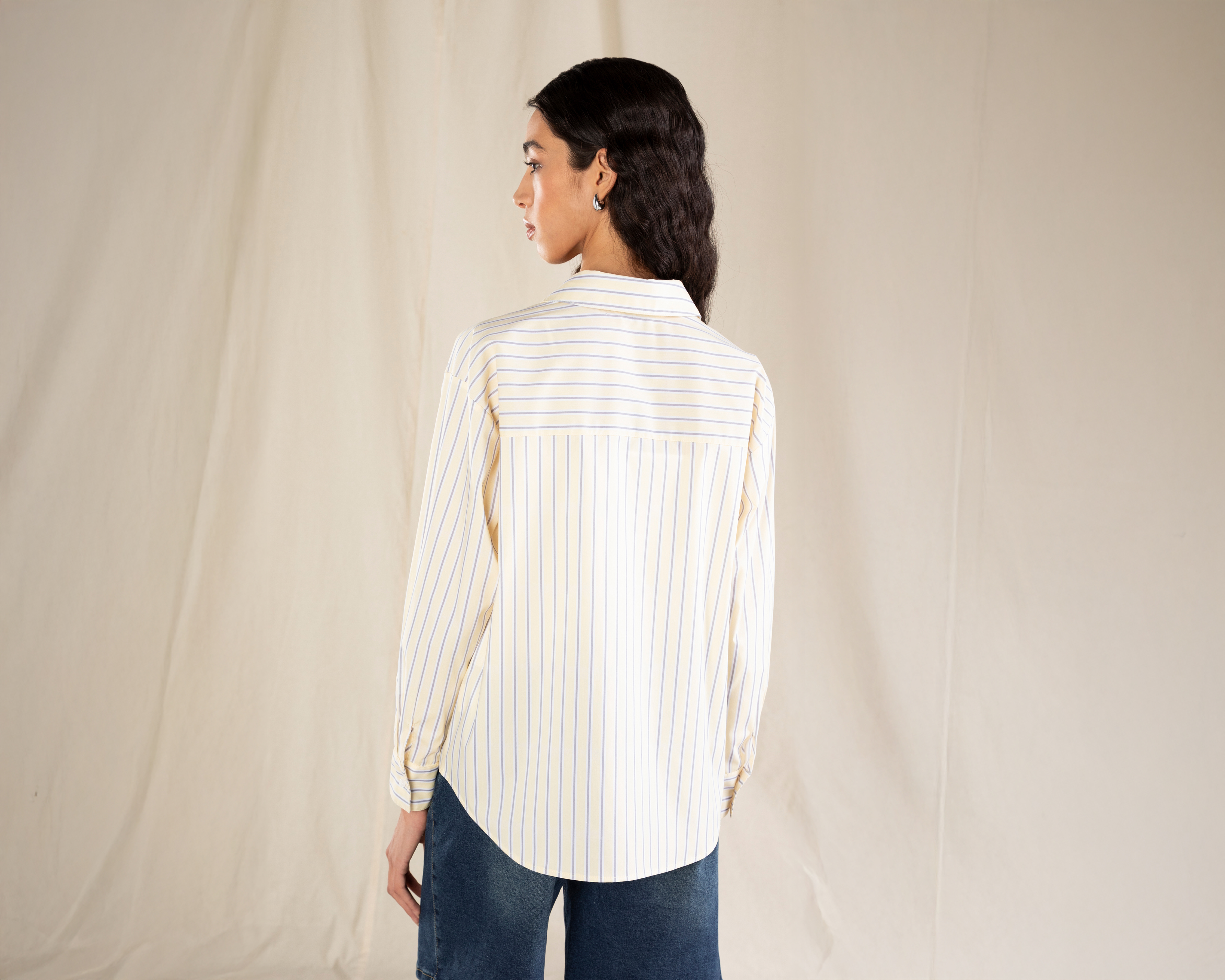 Foto 4 pulgar | Foto 3 | Blusa Oversize Strona para Mujer