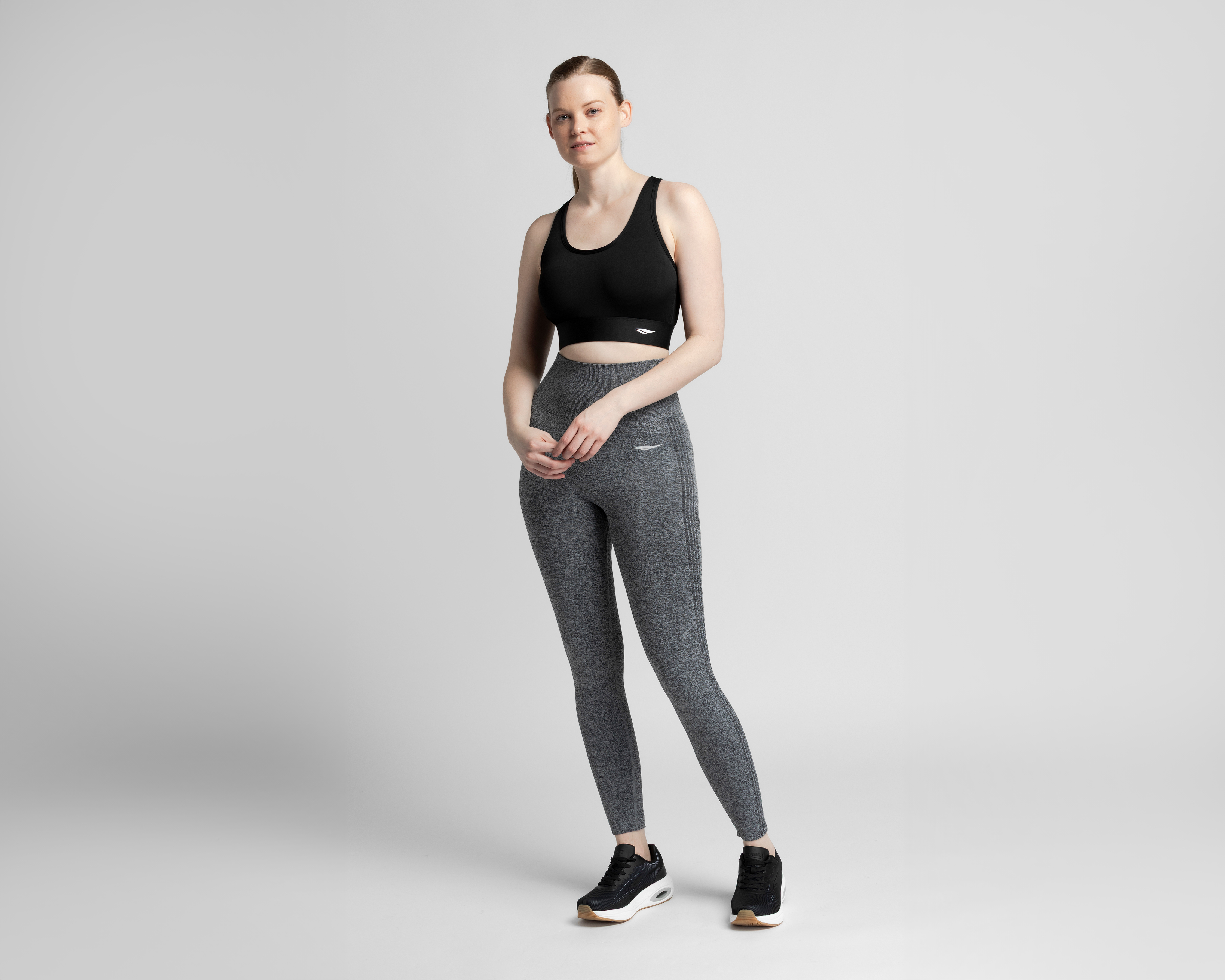 Foto 2 pulgar | Foto 1 | Top Deportivo Sportline para Mujer