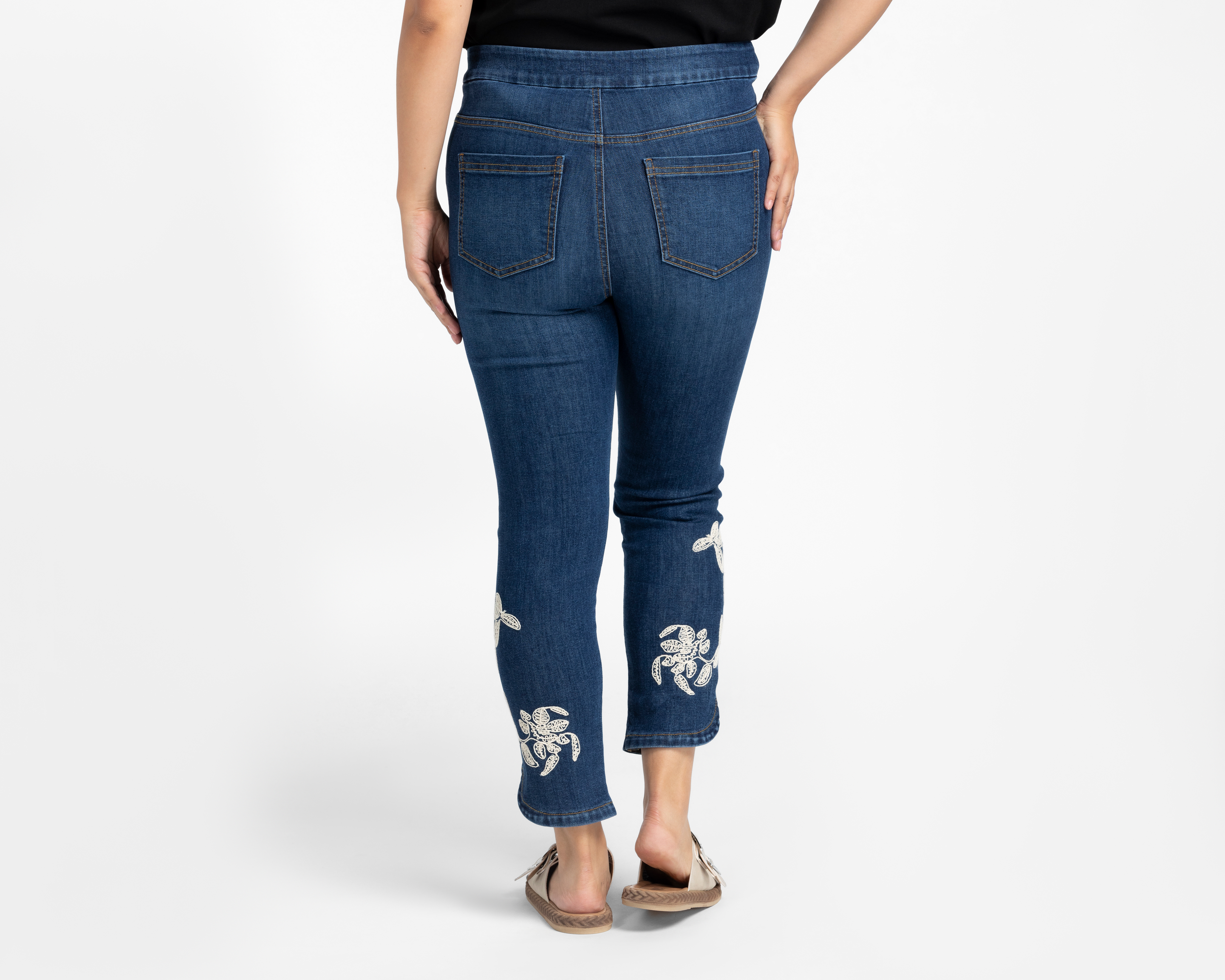 Foto 4 pulgar | Foto 3 | Pantalón Capri Lady Sun con Bordado para Mujer