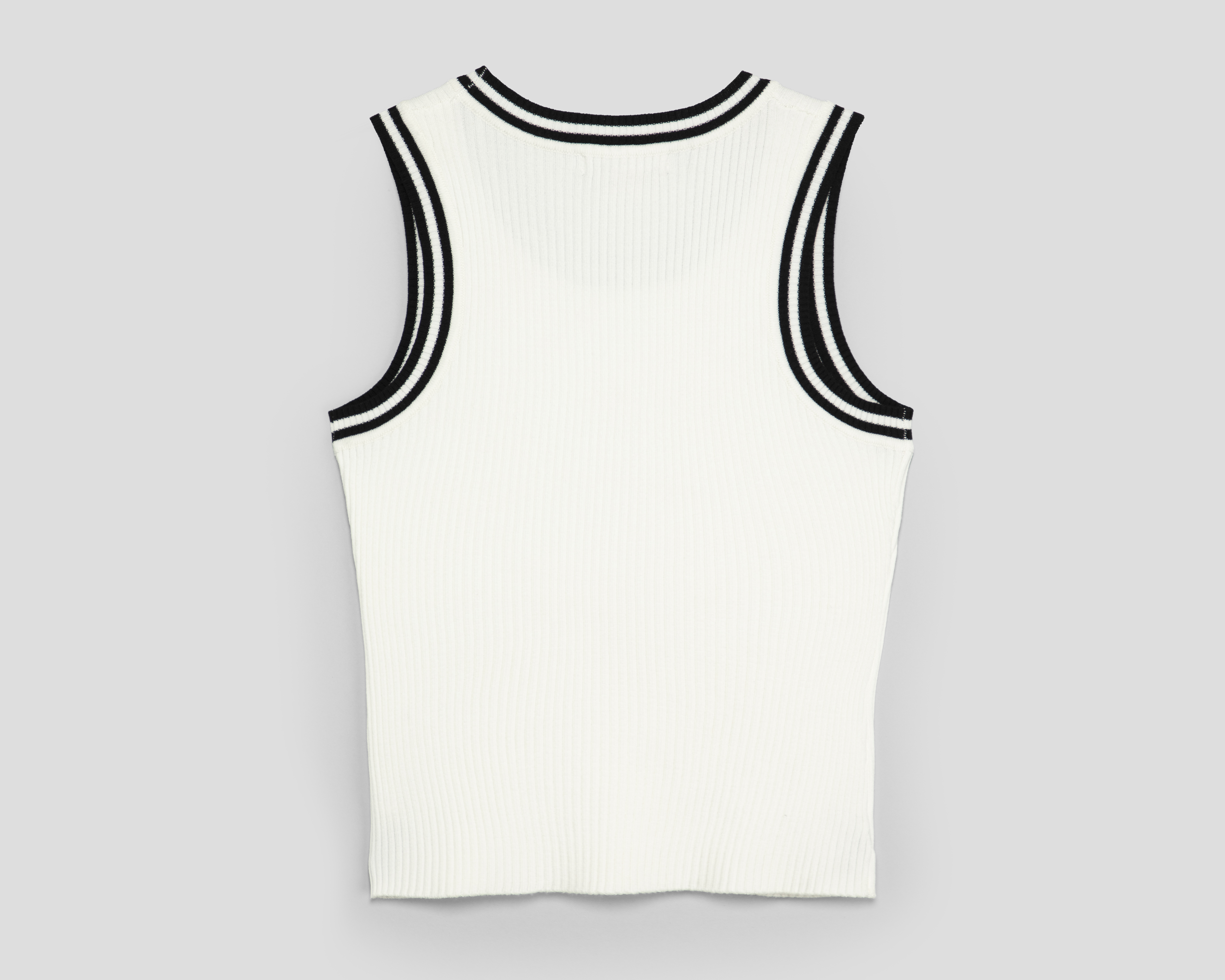 Foto 2 pulgar | Foto 1 | Playera sin Mangas Forever 21 para Mujer