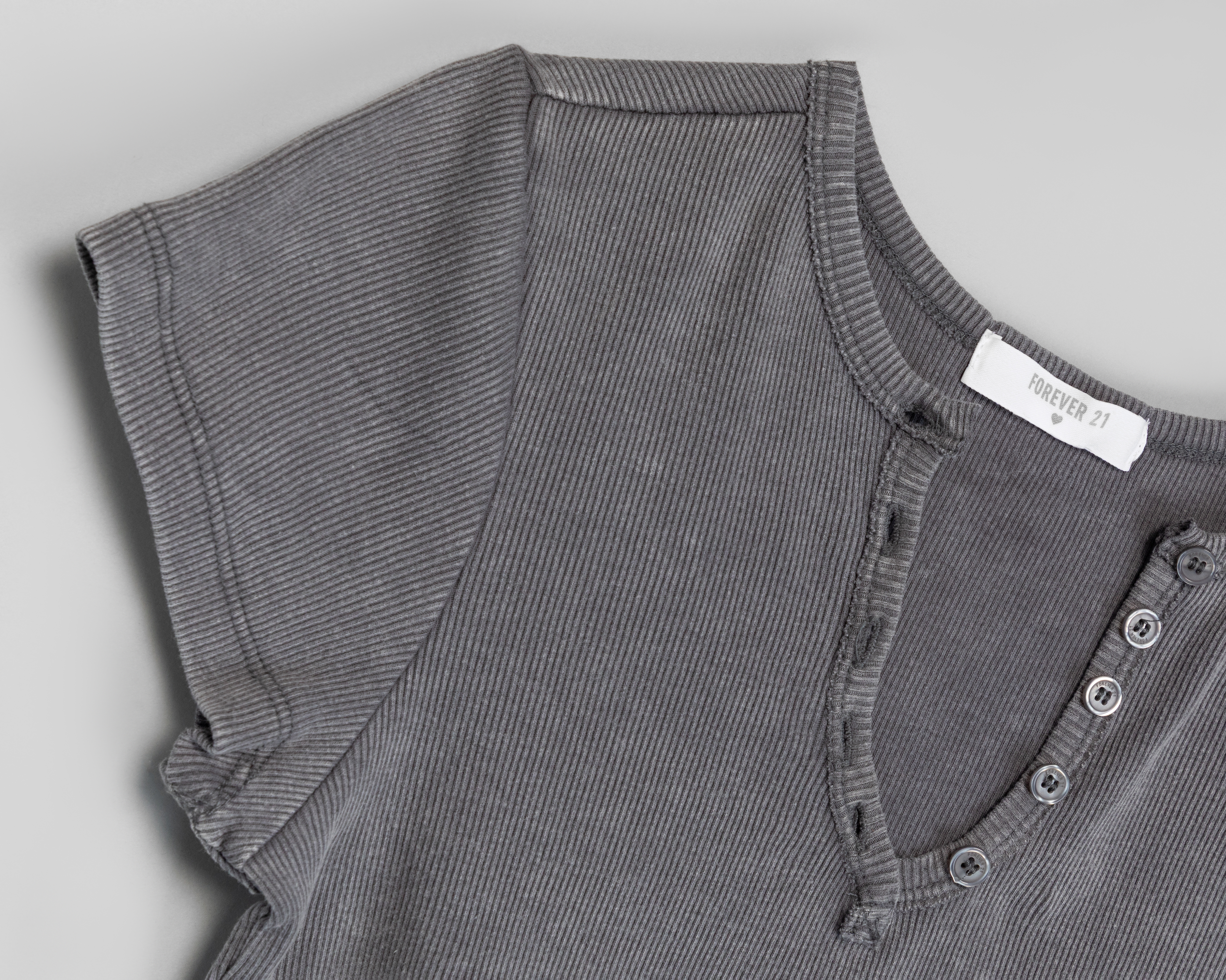 Foto 3 | Foto 3 | Playera Gris Forever 21 Juvenil