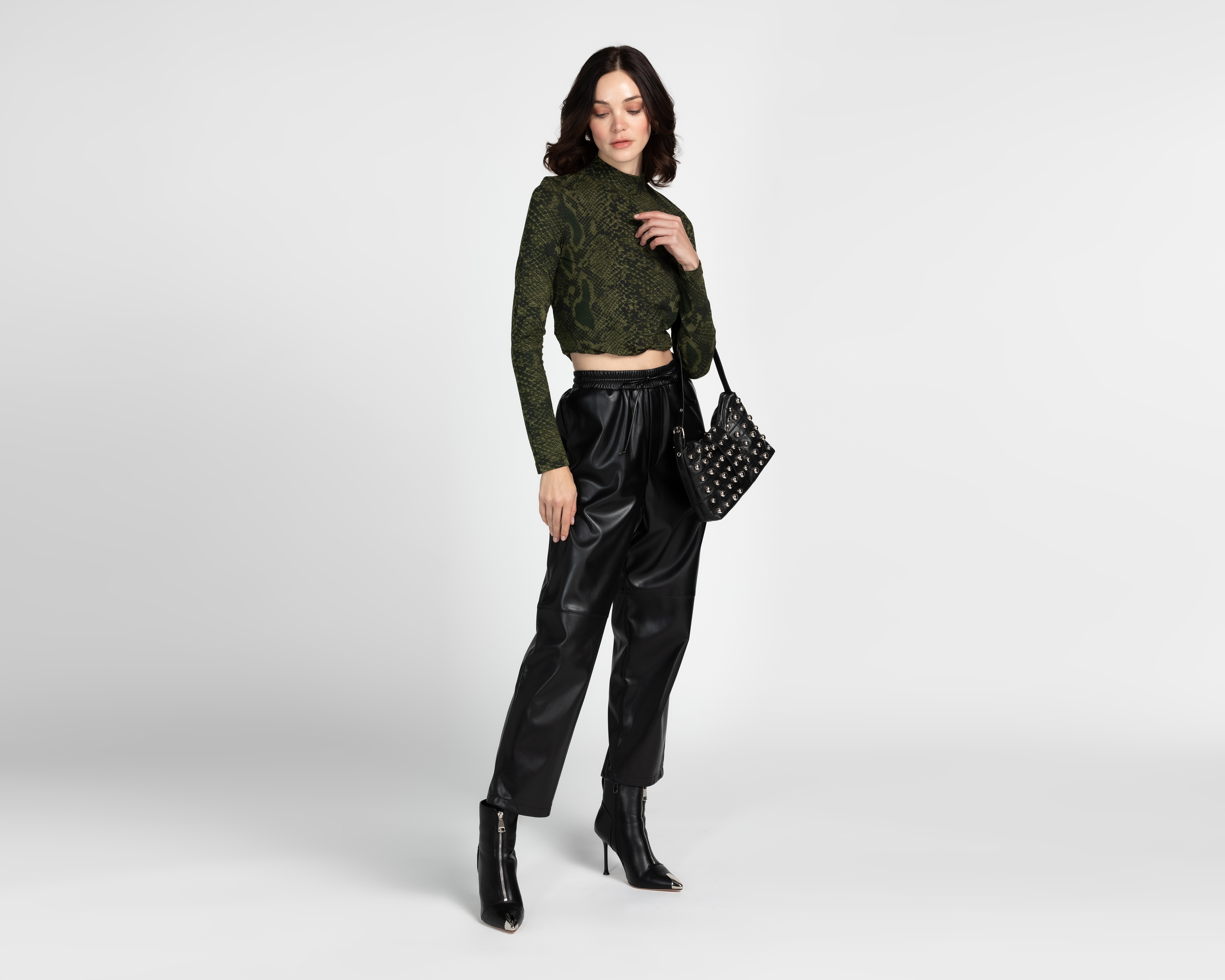 Foto 3 pulgar | Foto 2 | Pantalón Sahara Negro para Mujer