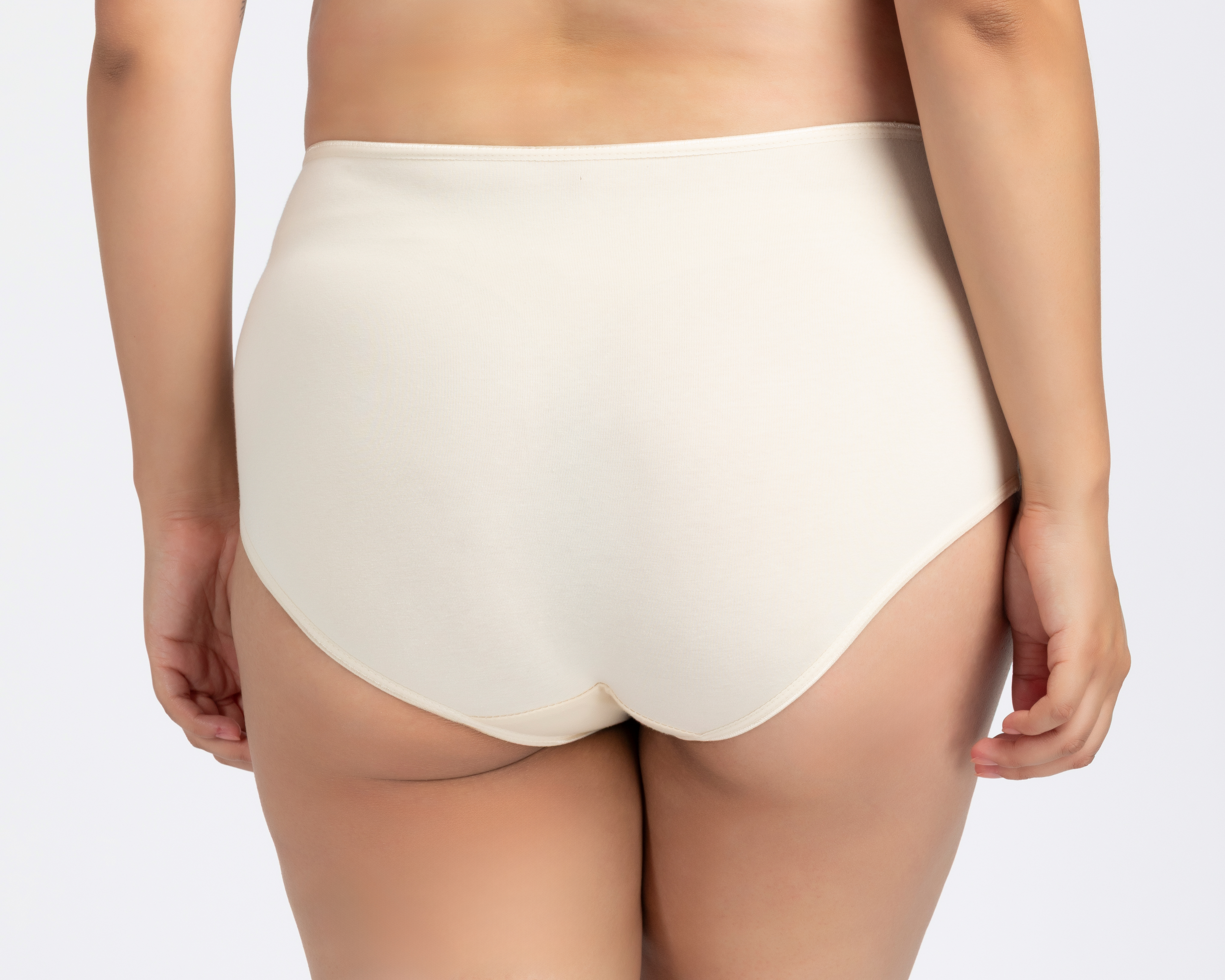 Foto 4 pulgar | Foto 3 | Pantaleta Beauty Secret para Mujer 3 Piezas