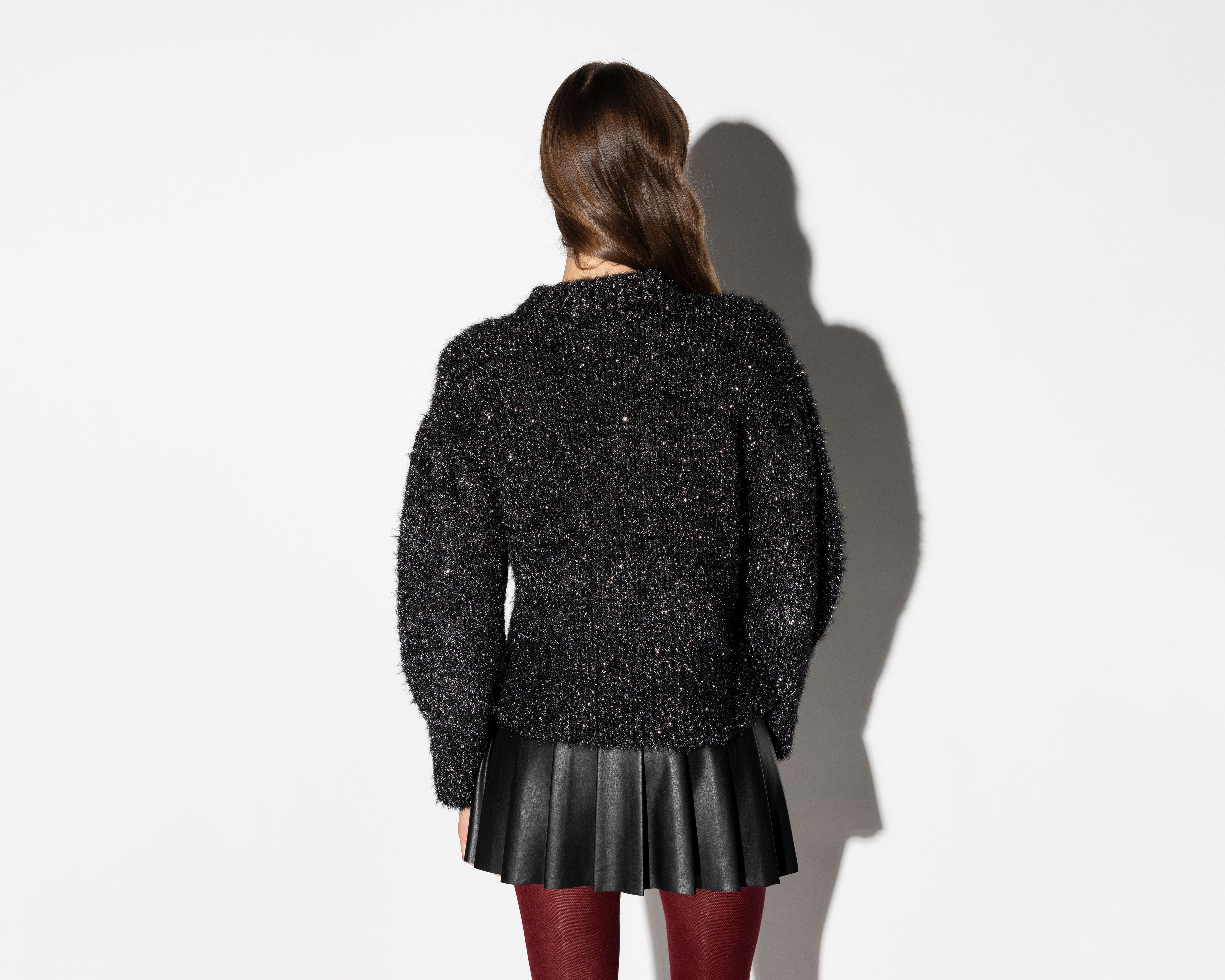 Foto 4 pulgar | Foto 3 | Suéter Gris Thinner para Mujer