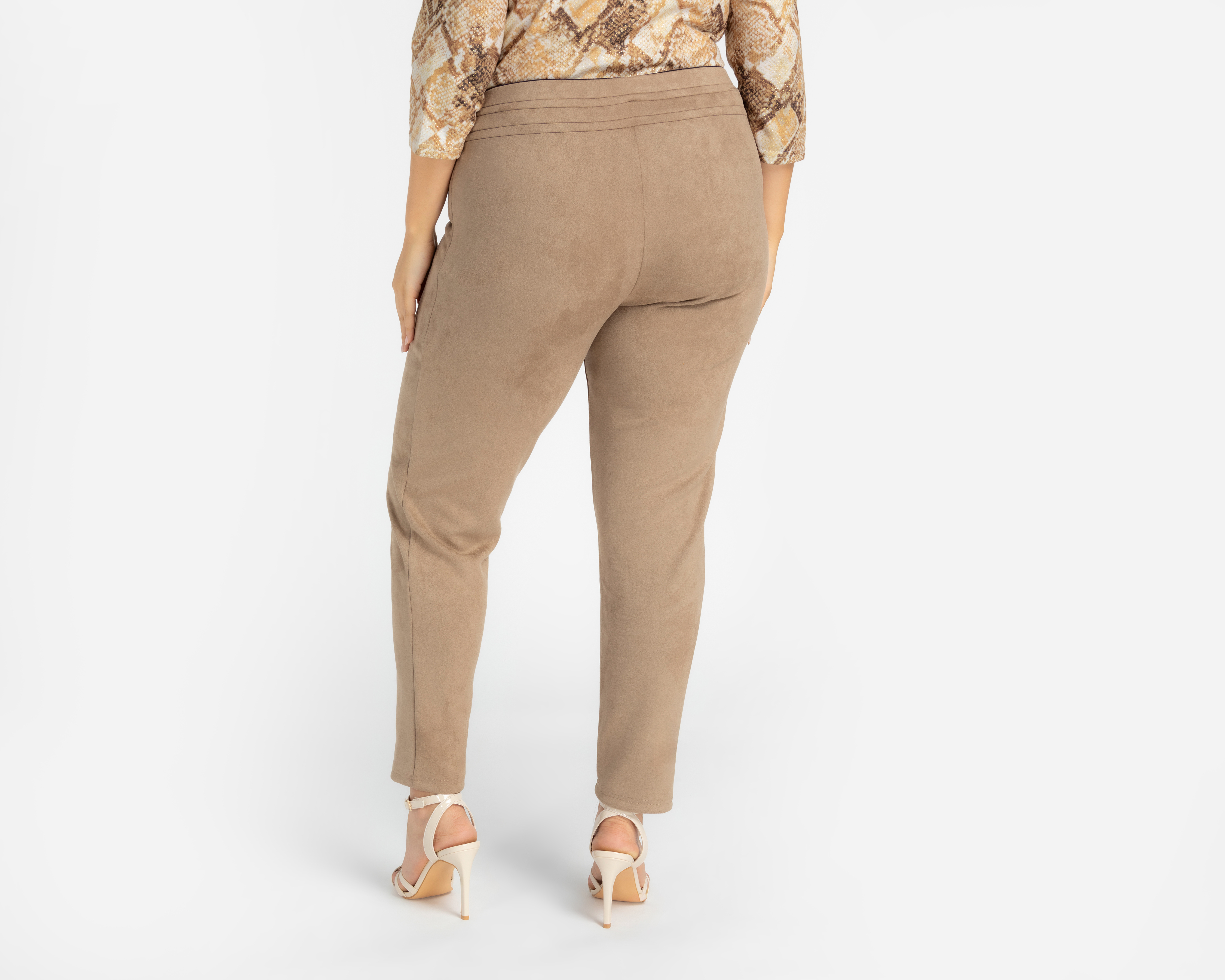 Foto 7 pulgar | Foto 6 | Leggings Casuales Suede Sahara para Mujer