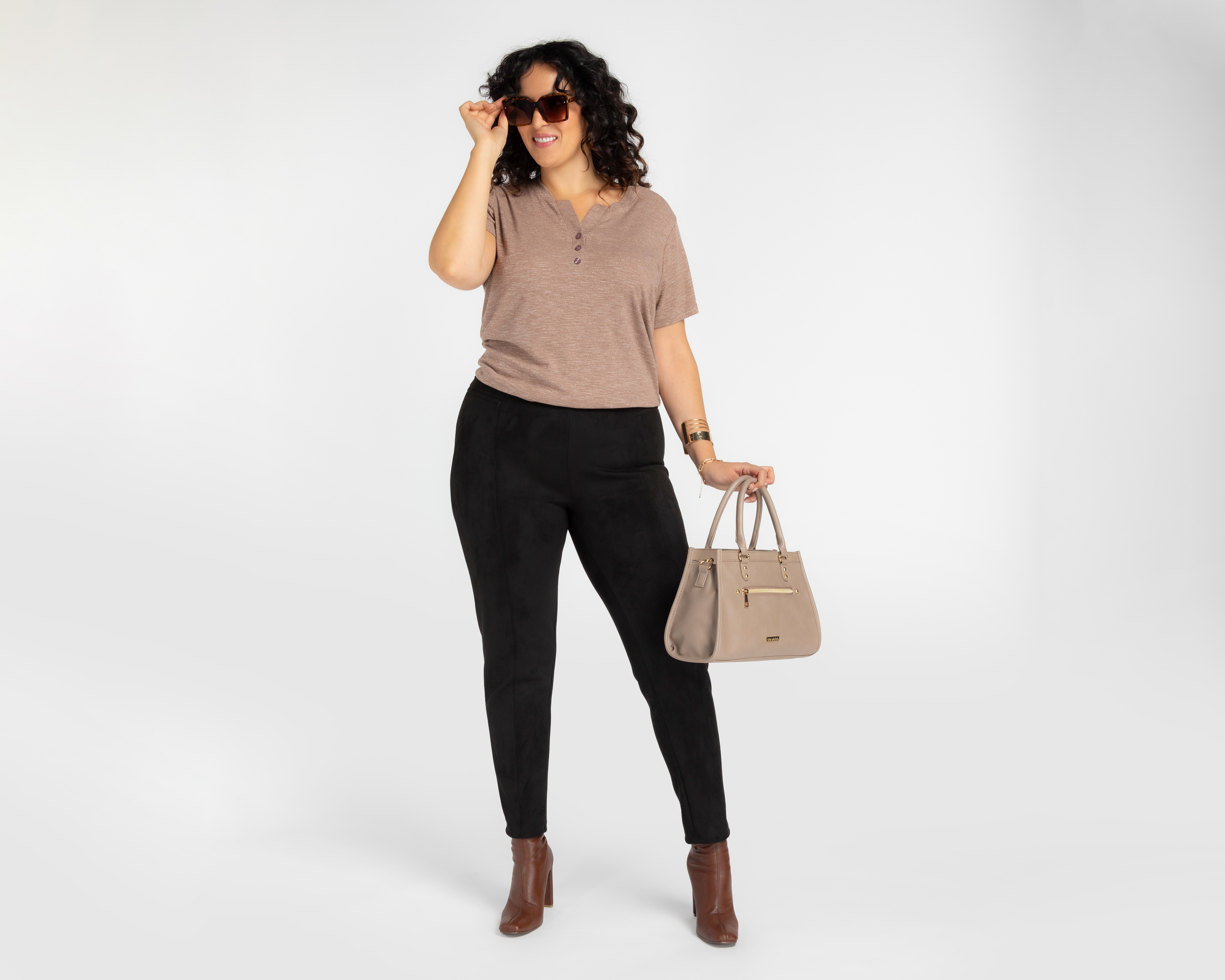 Foto 6 pulgar | Foto 5 | Leggings Casuales Suede Sahara para Mujer