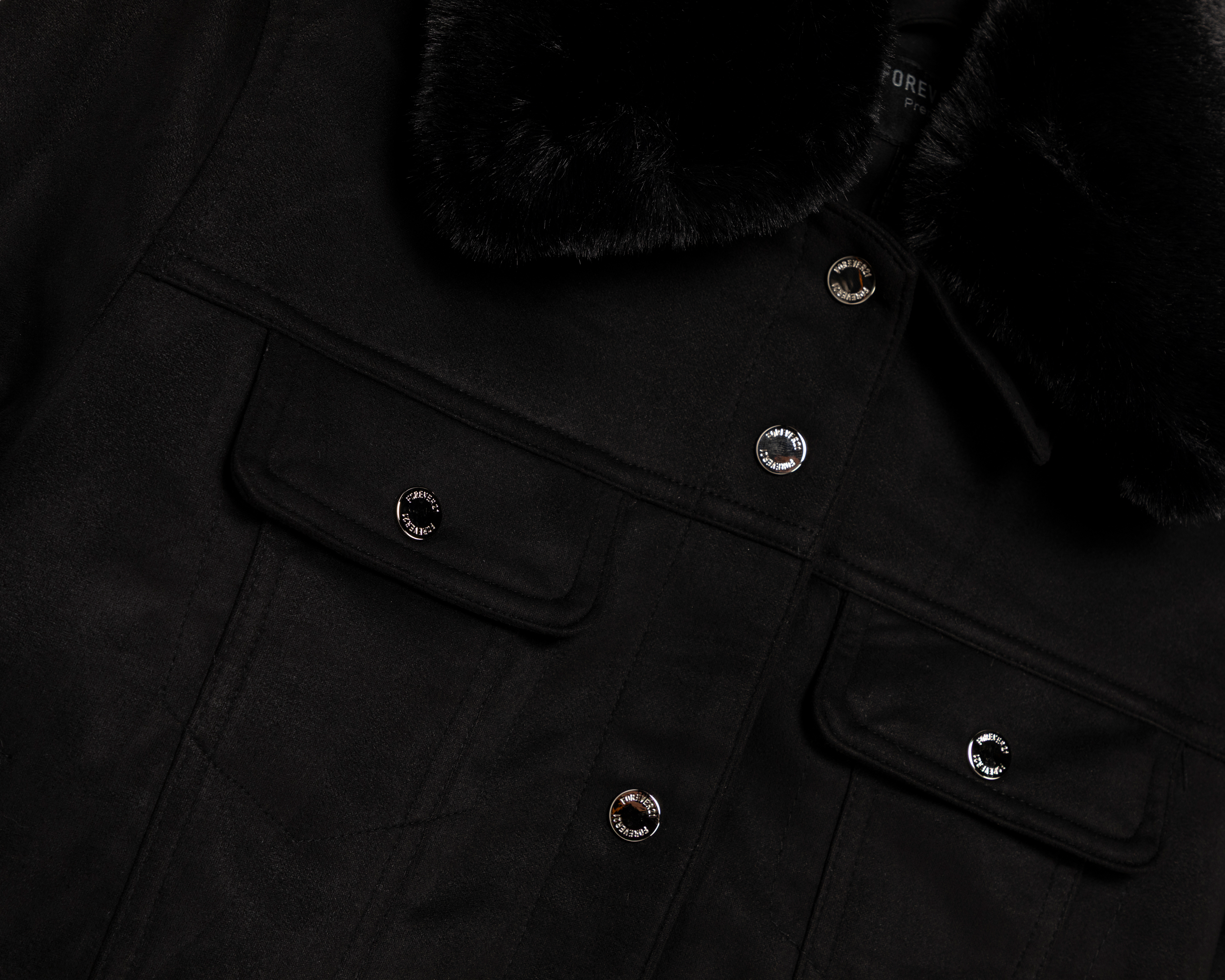 Foto 4 pulgar | Foto 3 | Chamarra Negra Forever 21 para Mujer