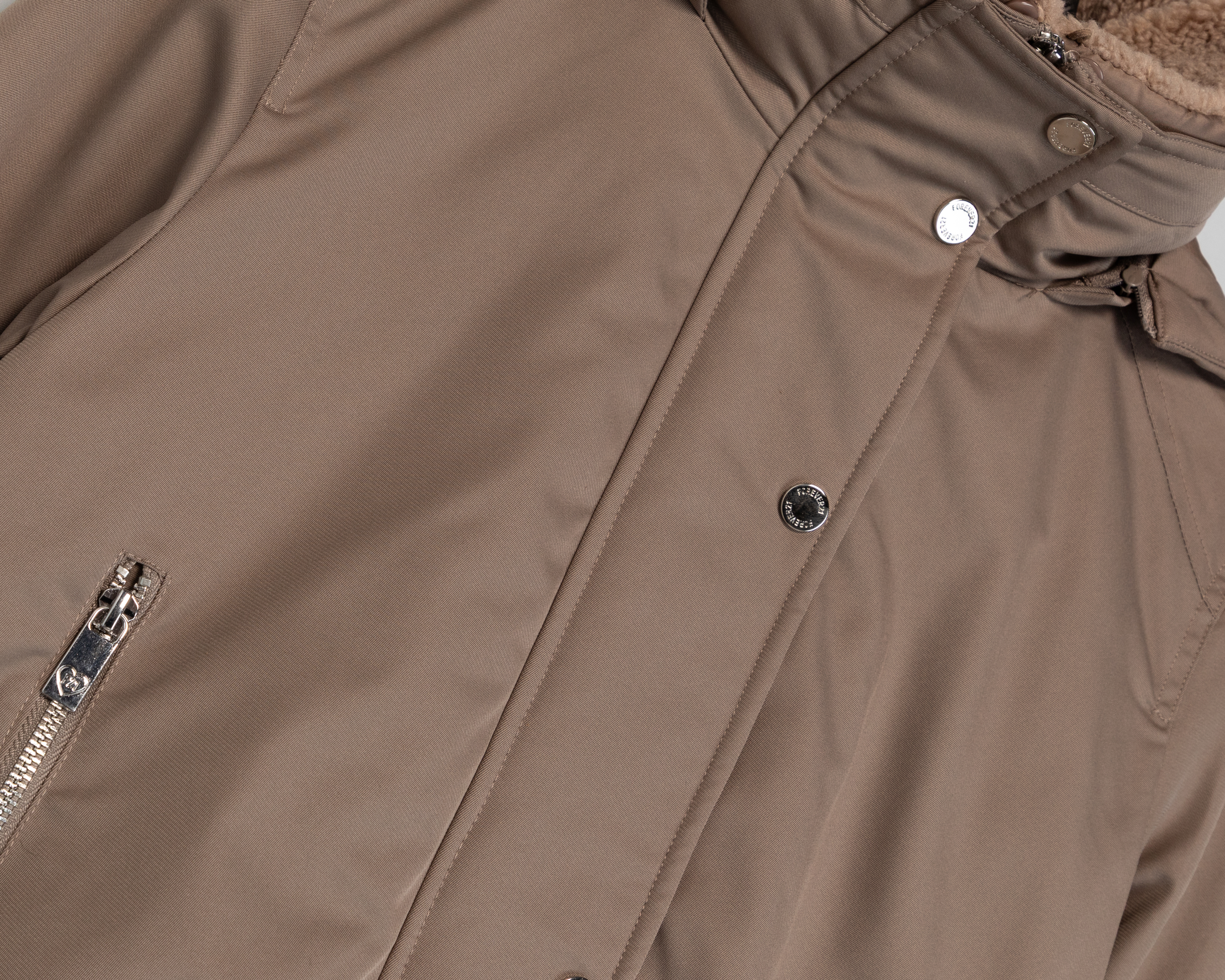 Foto 4 pulgar | Foto 3 | Chamarra con Capucha Forever 21 para Mujer