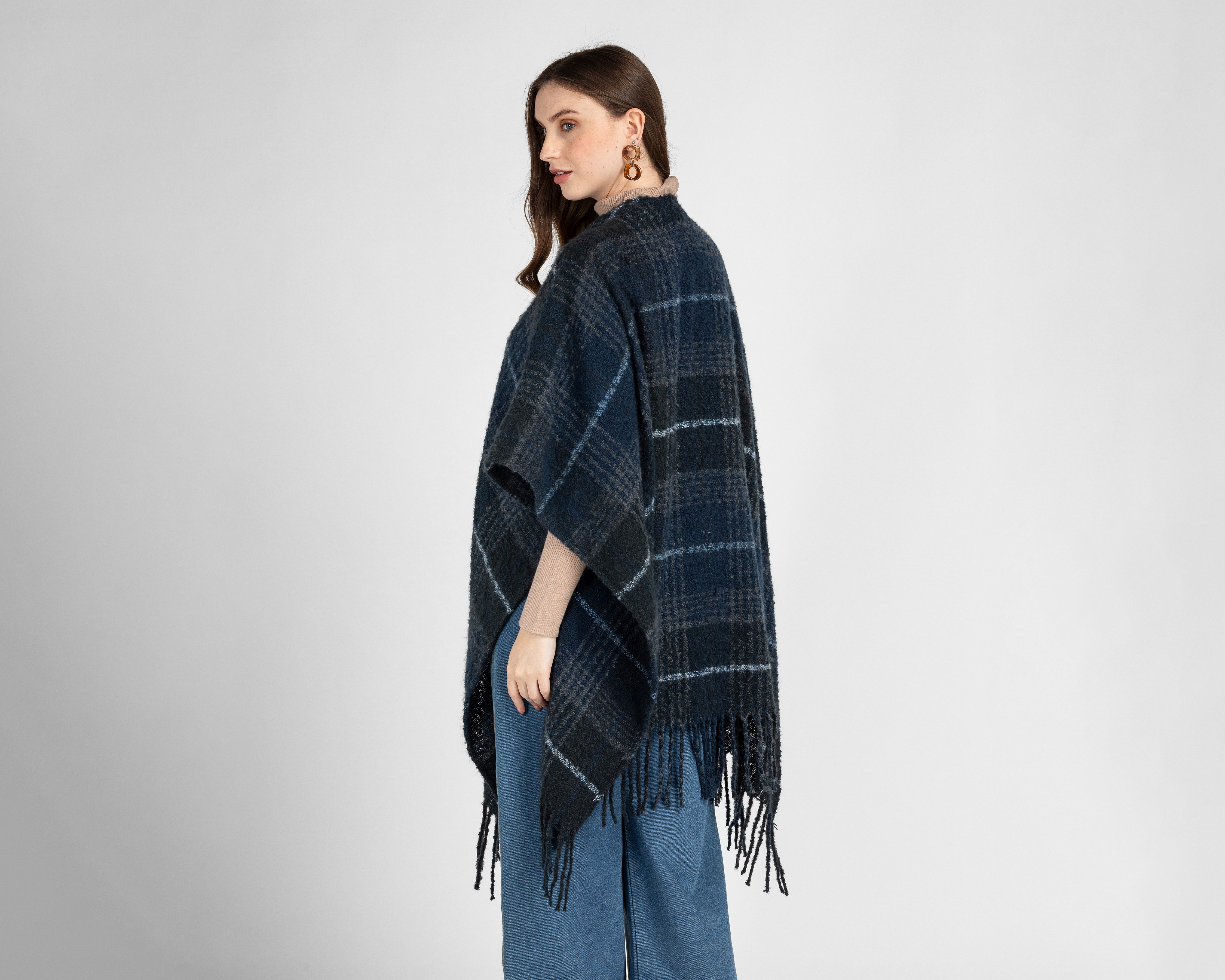 Foto 4 pulgar | Foto 3 | Capa Sahara para Mujer