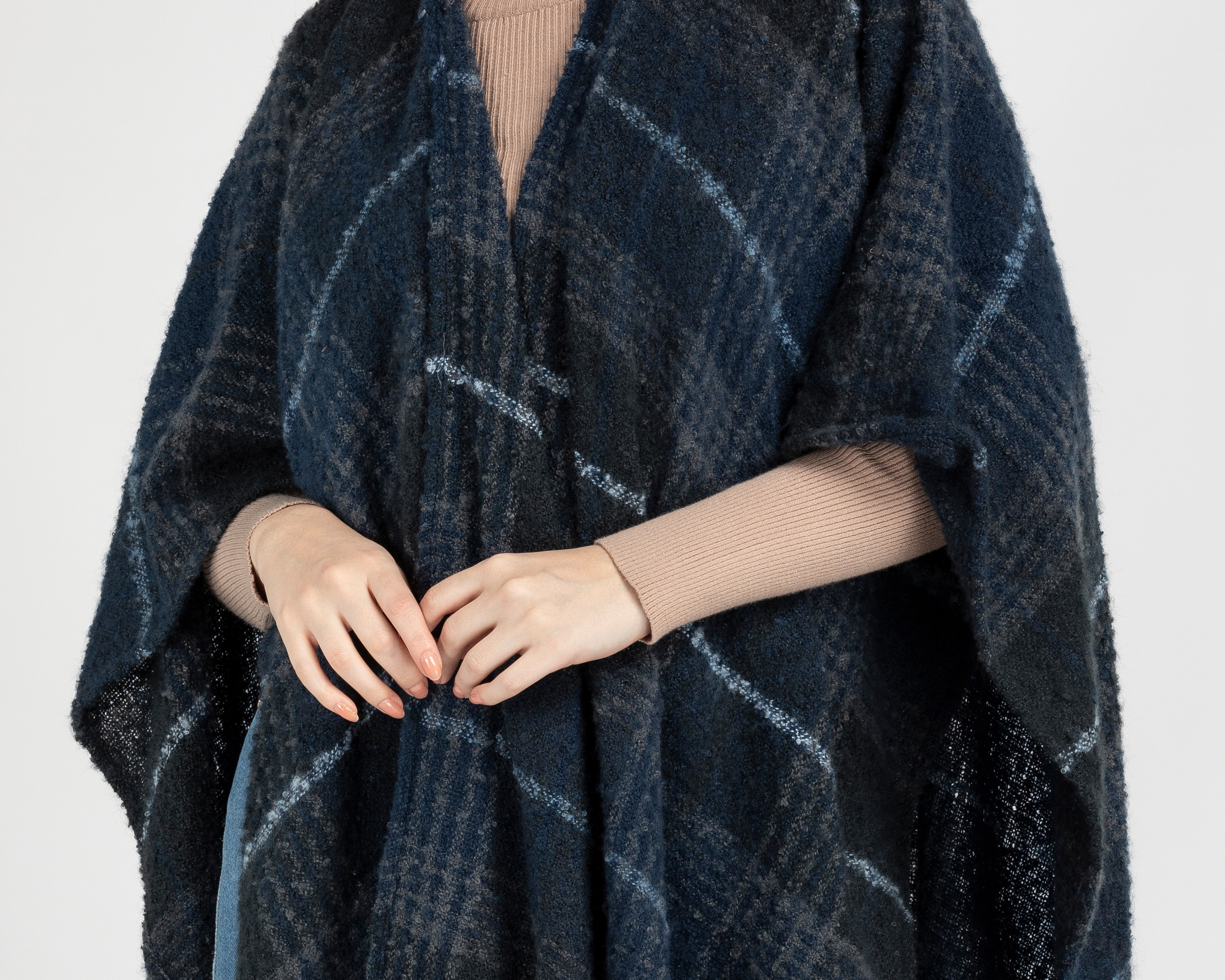 Foto 5 pulgar | Foto 4 | Capa Sahara para Mujer