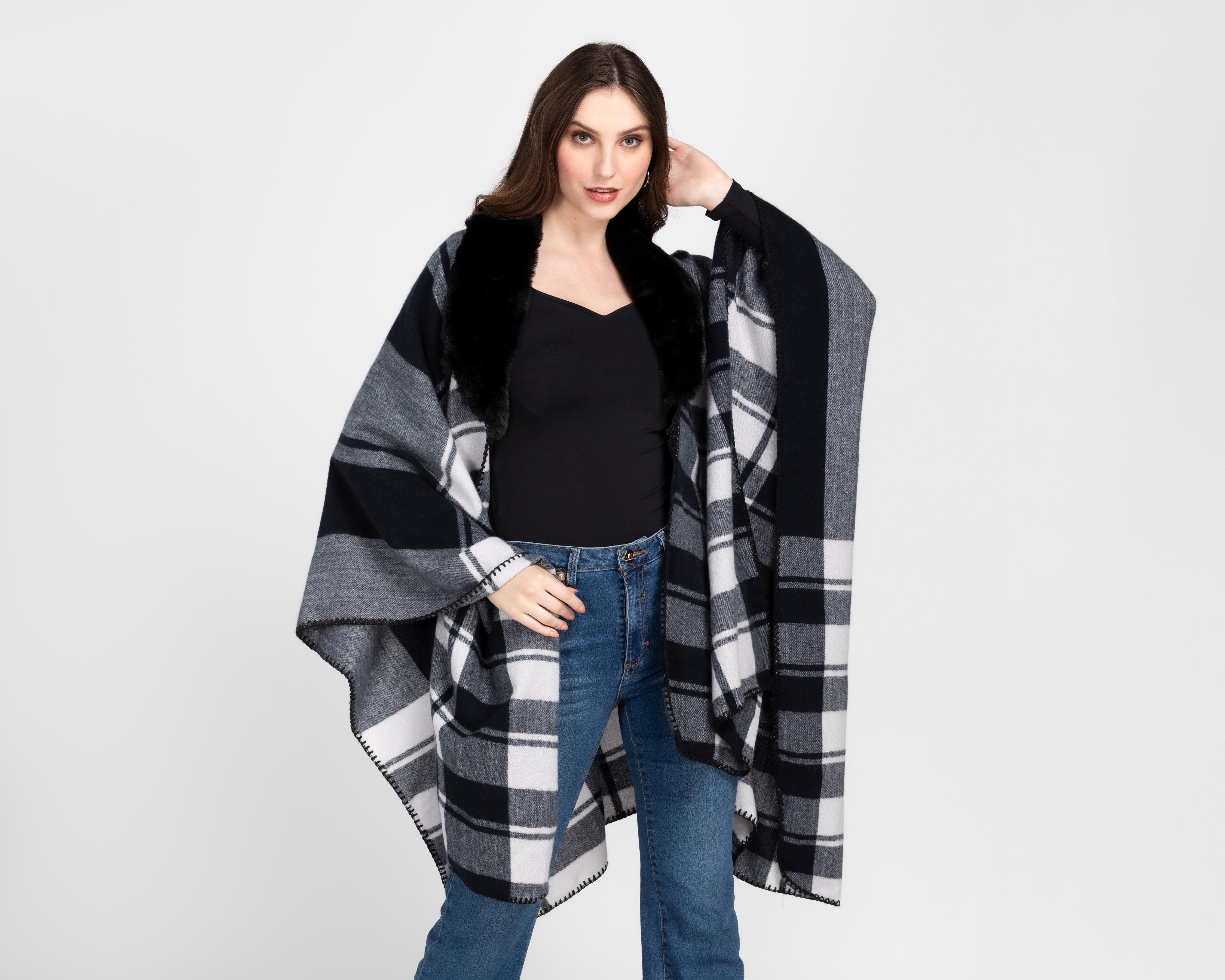 Capa con Peluche Sahara para Mujer