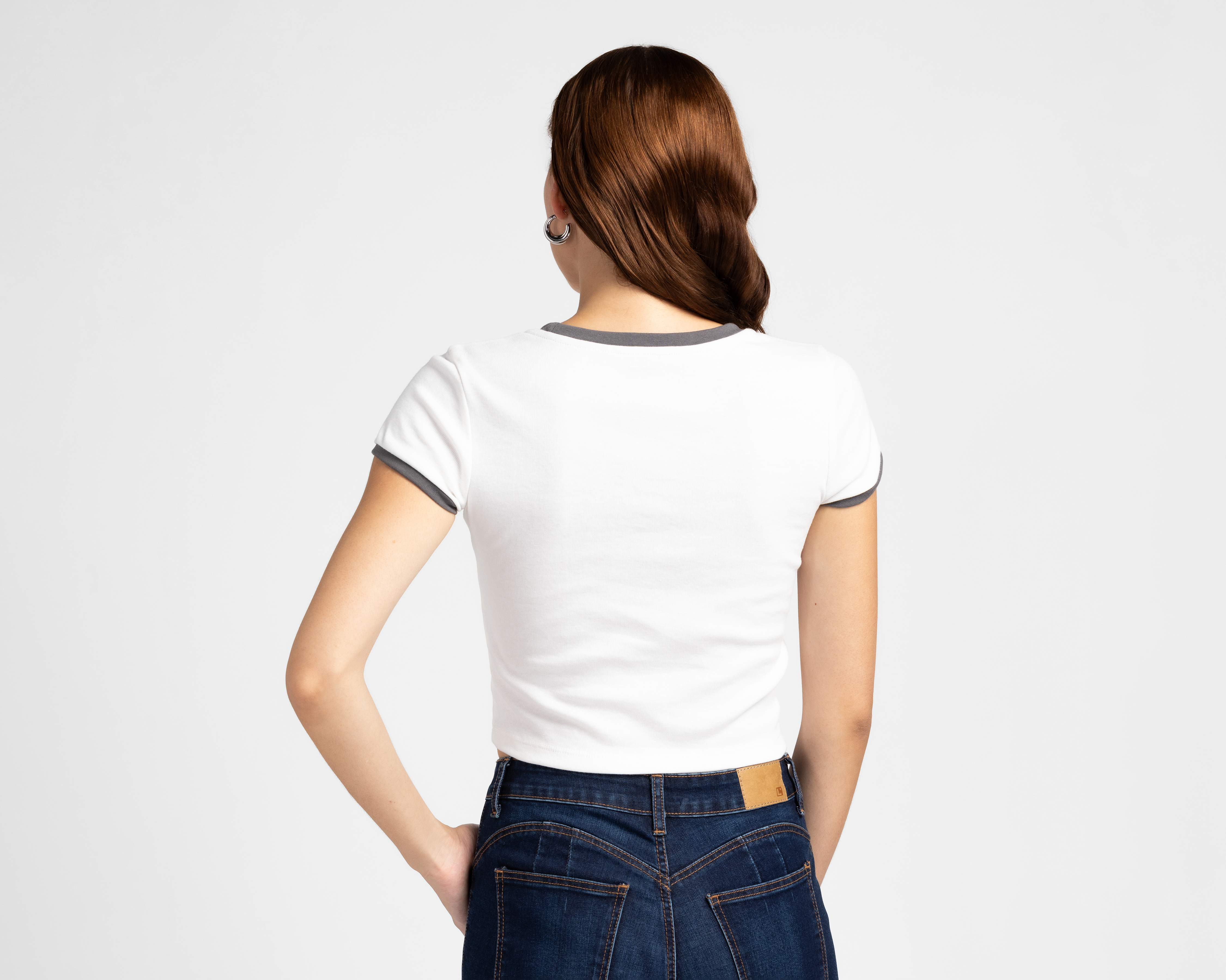 Foto 3 pulgar | Foto 2 | Playera Peanuts Manga Corta para Mujer