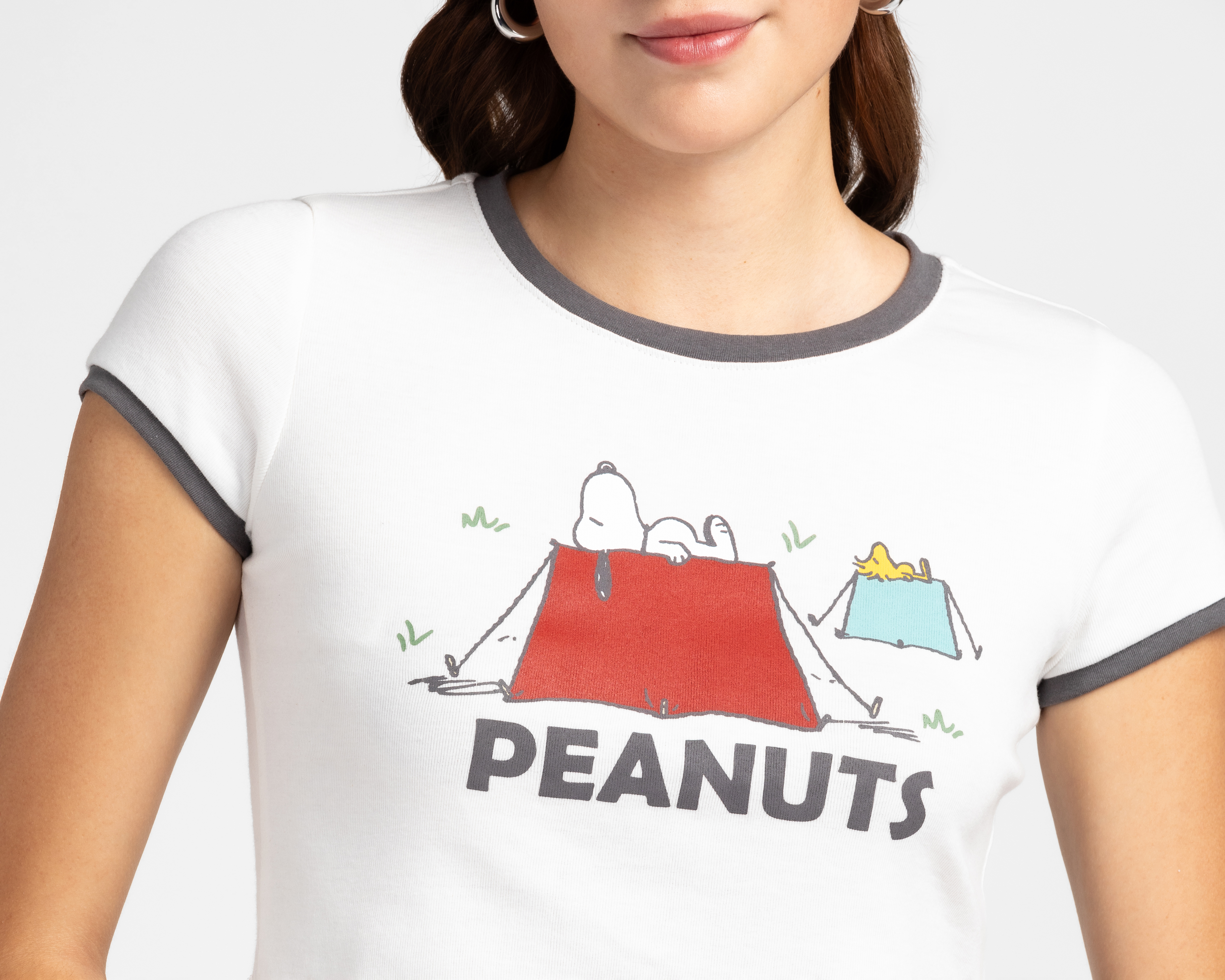 Foto 4 pulgar | Foto 3 | Playera Peanuts Manga Corta para Mujer