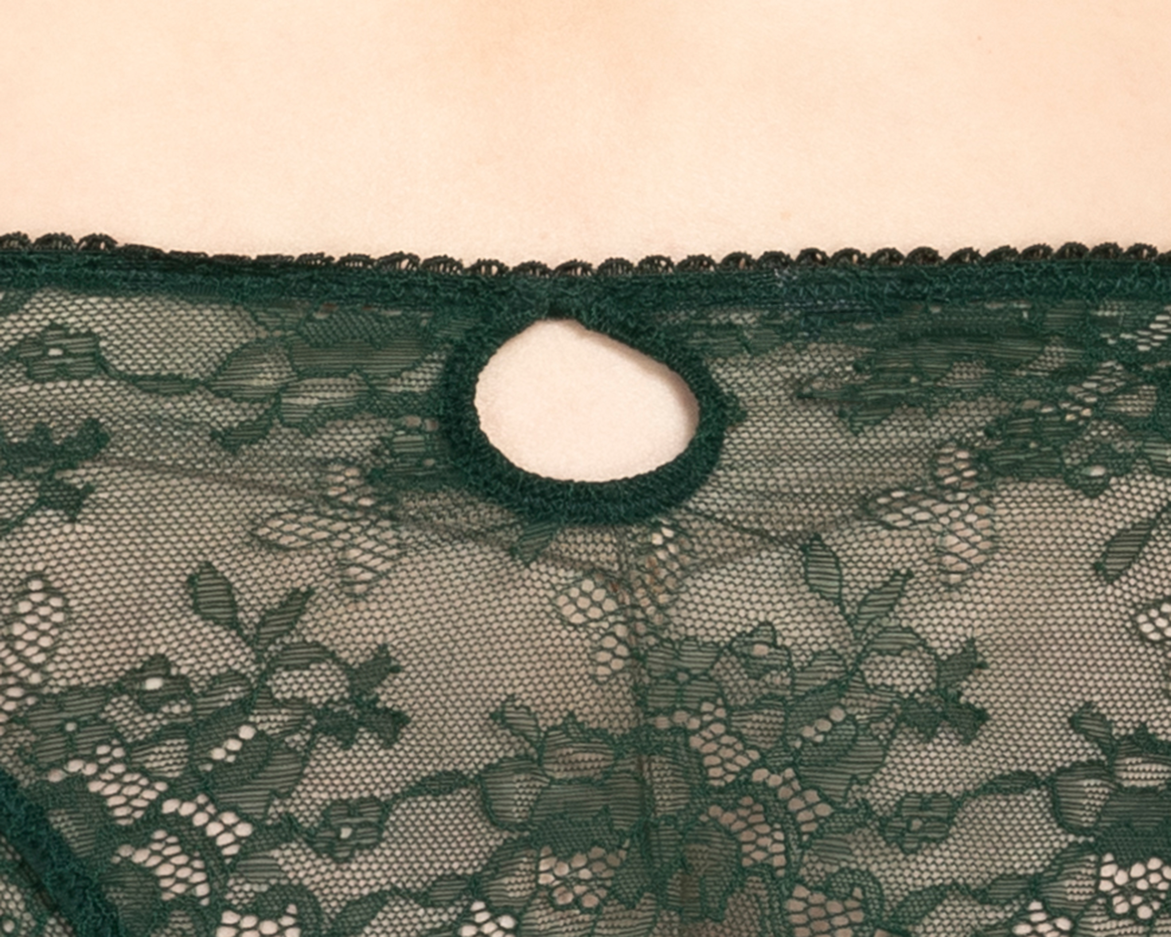 Foto 6 pulgar | Foto 5 | Pantaletas de Encaje Jennifer Lopez para Mujer 3 Piezas