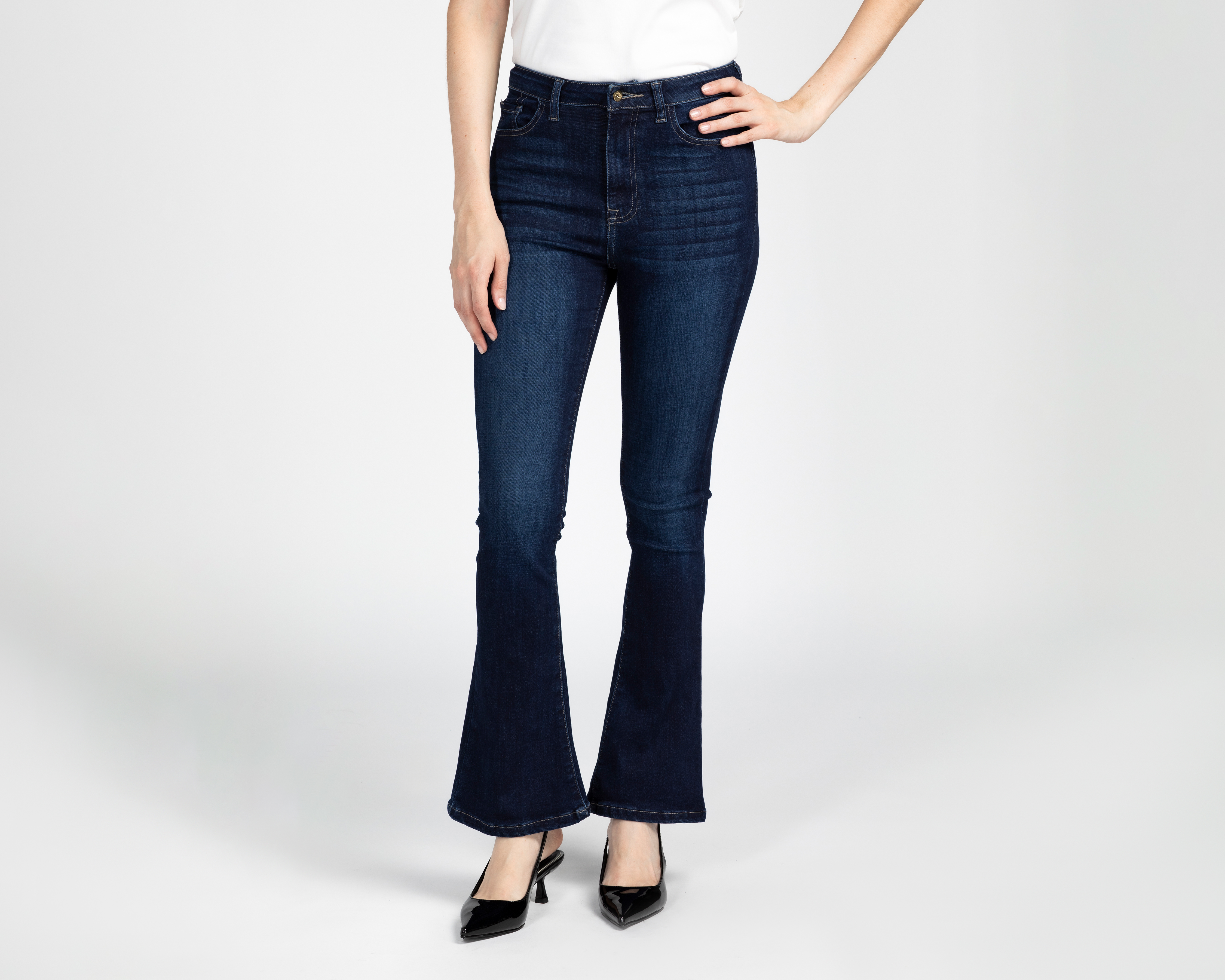 Foto 1 | Foto 1 | Jeans Flare Jennifer Lopez para Mujer