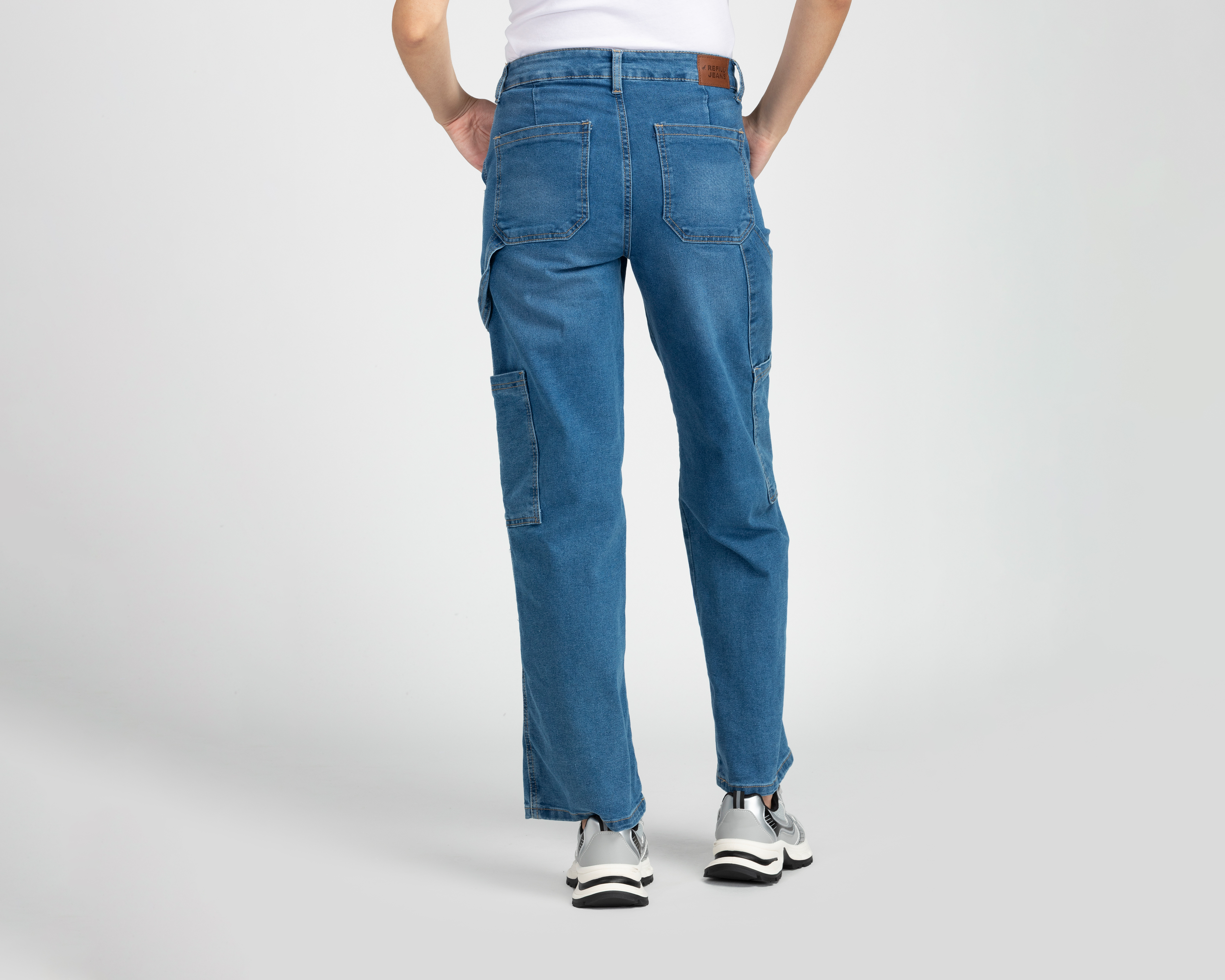 Foto 4 pulgar | Foto 3 | Jeans Cargo Refill para Mujer