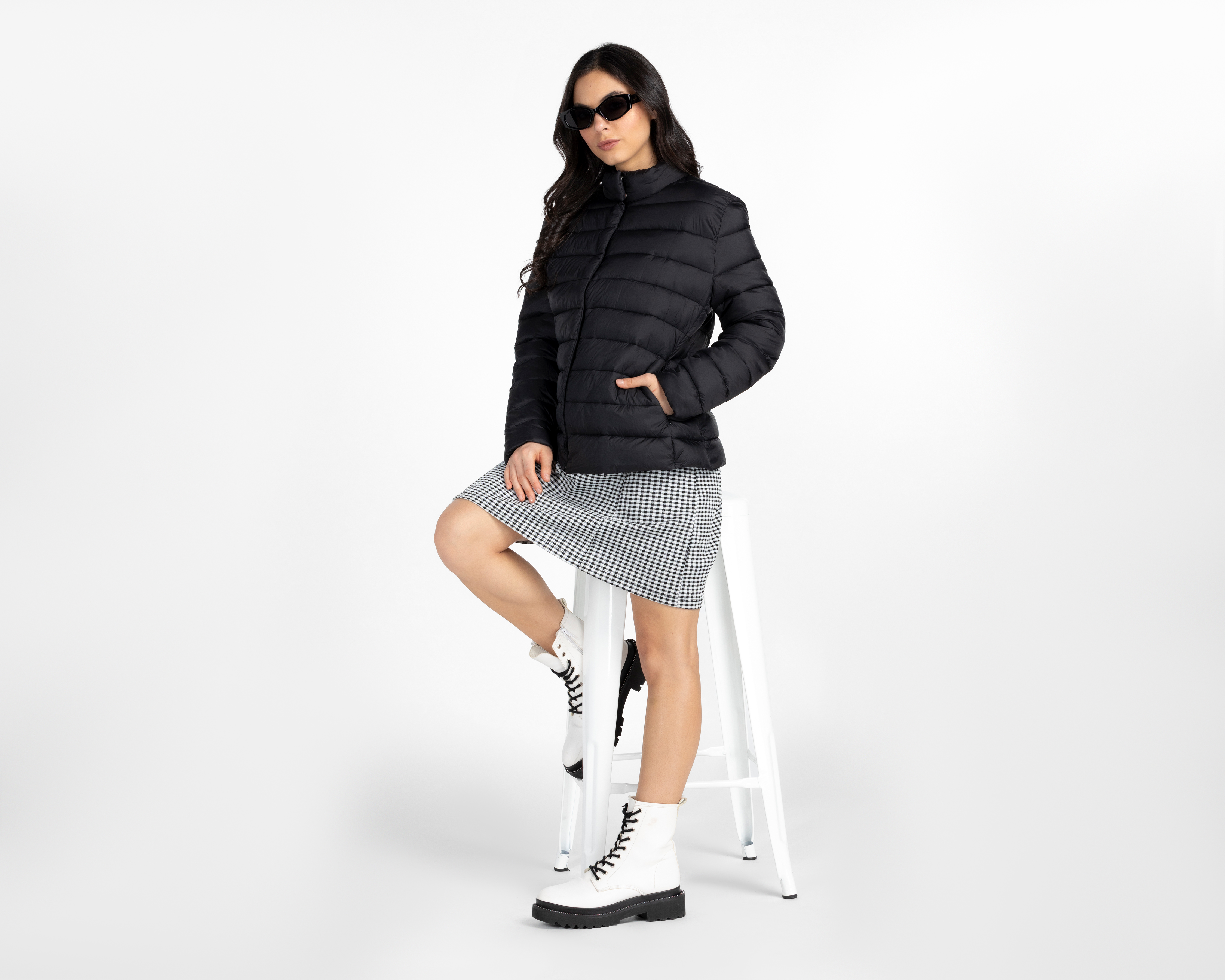 Foto 3 pulgar | Foto 2 | Chamarra Capitonada Refill para Mujer