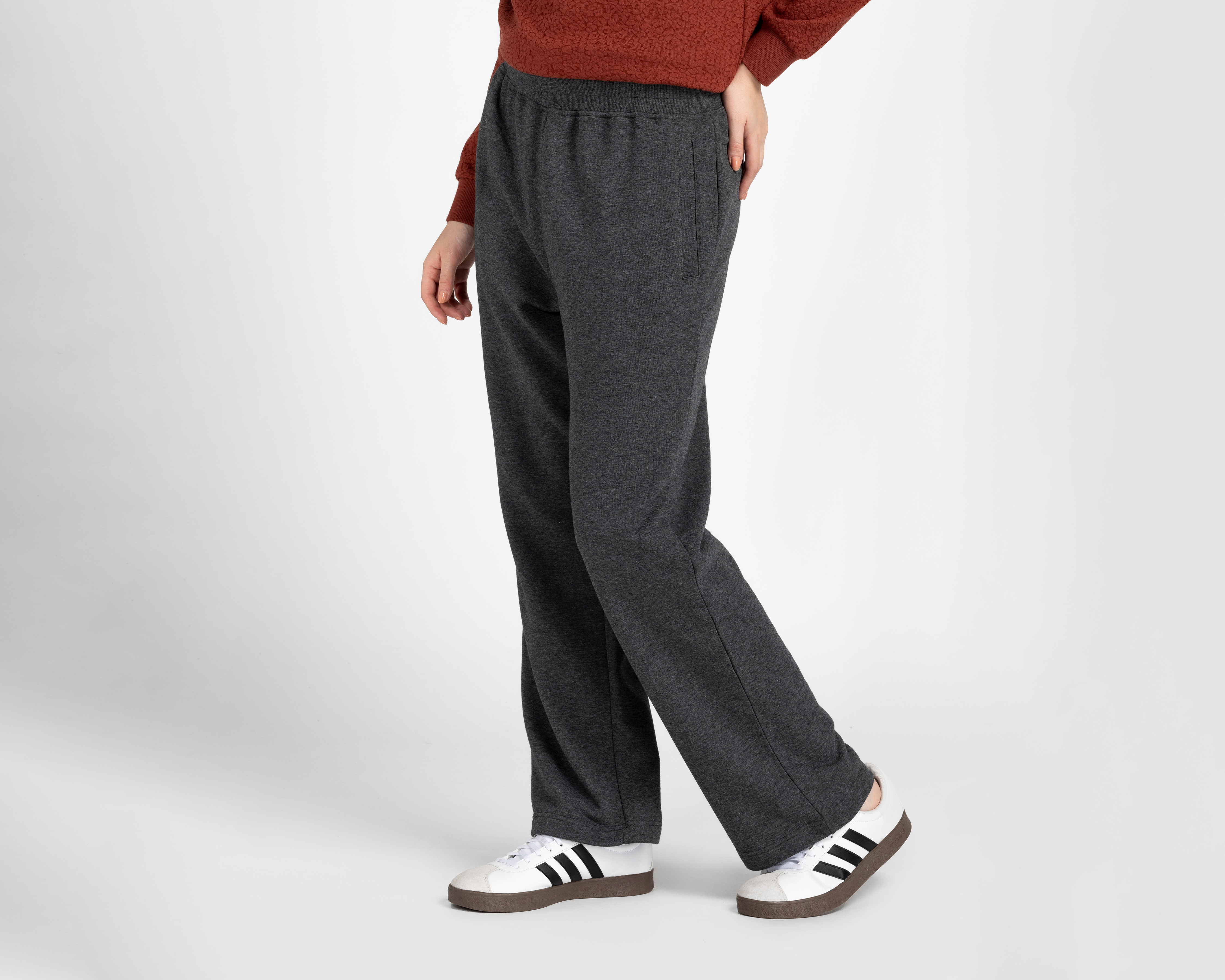 Foto 2 pulgar | Foto 1 | Pantalón Flare con Bolsillos para Mujer