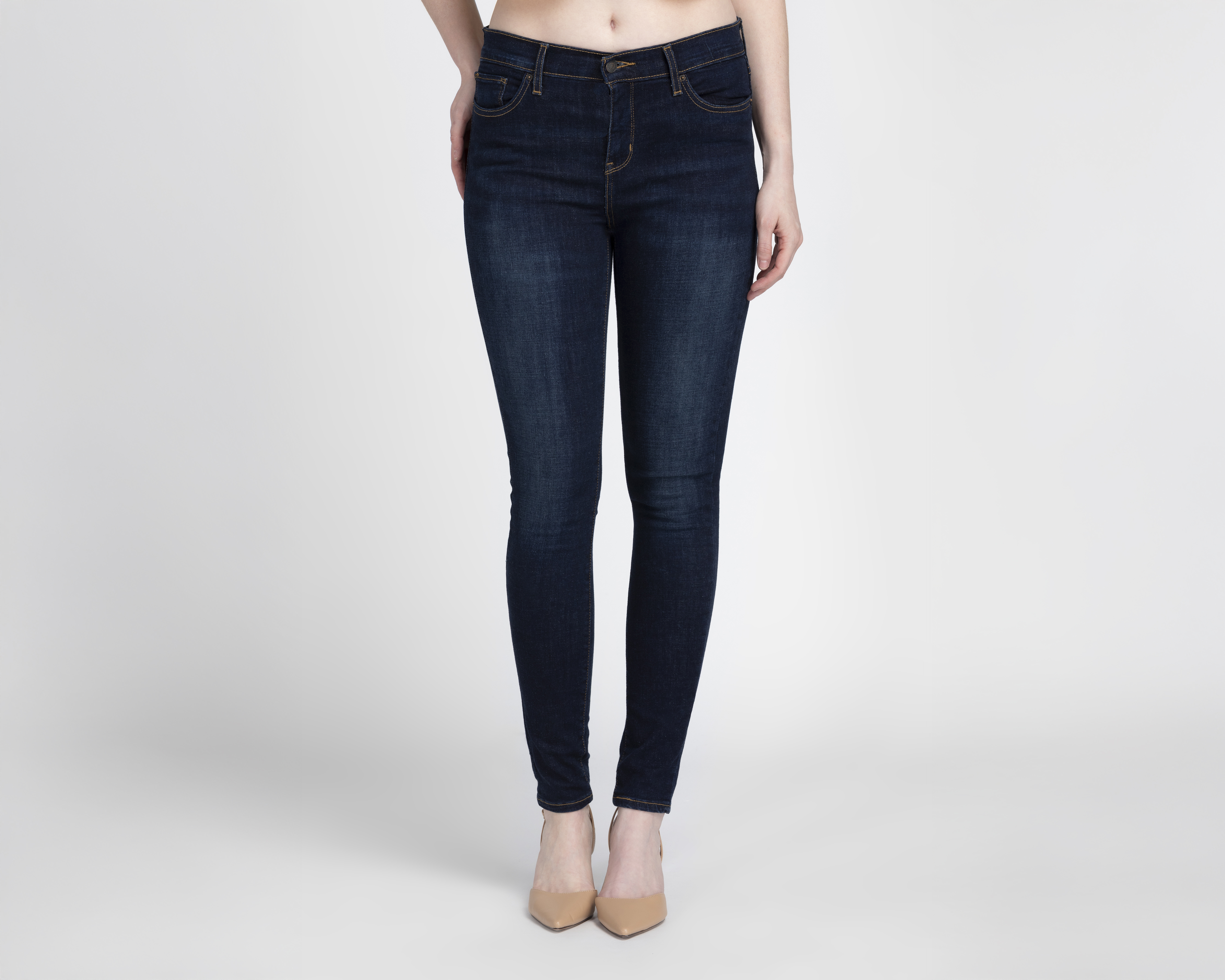 Foto 2 pulgar | Foto 1 | Jeans Levi's 310 Shaping Super Skinny para Mujer