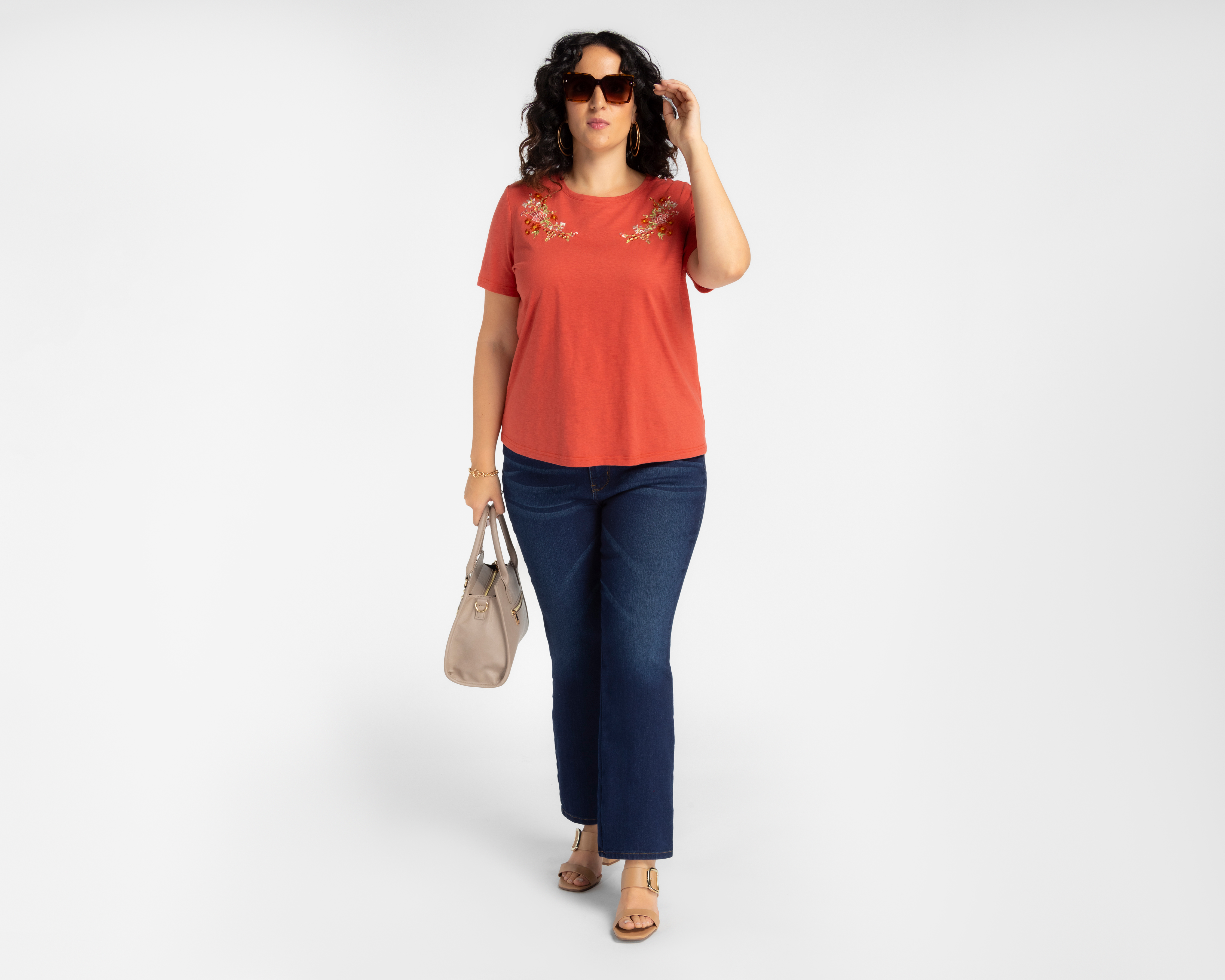 Foto 3 pulgar | Foto 2 | Blusa Lady Sun para Mujer con Bordado de Flores