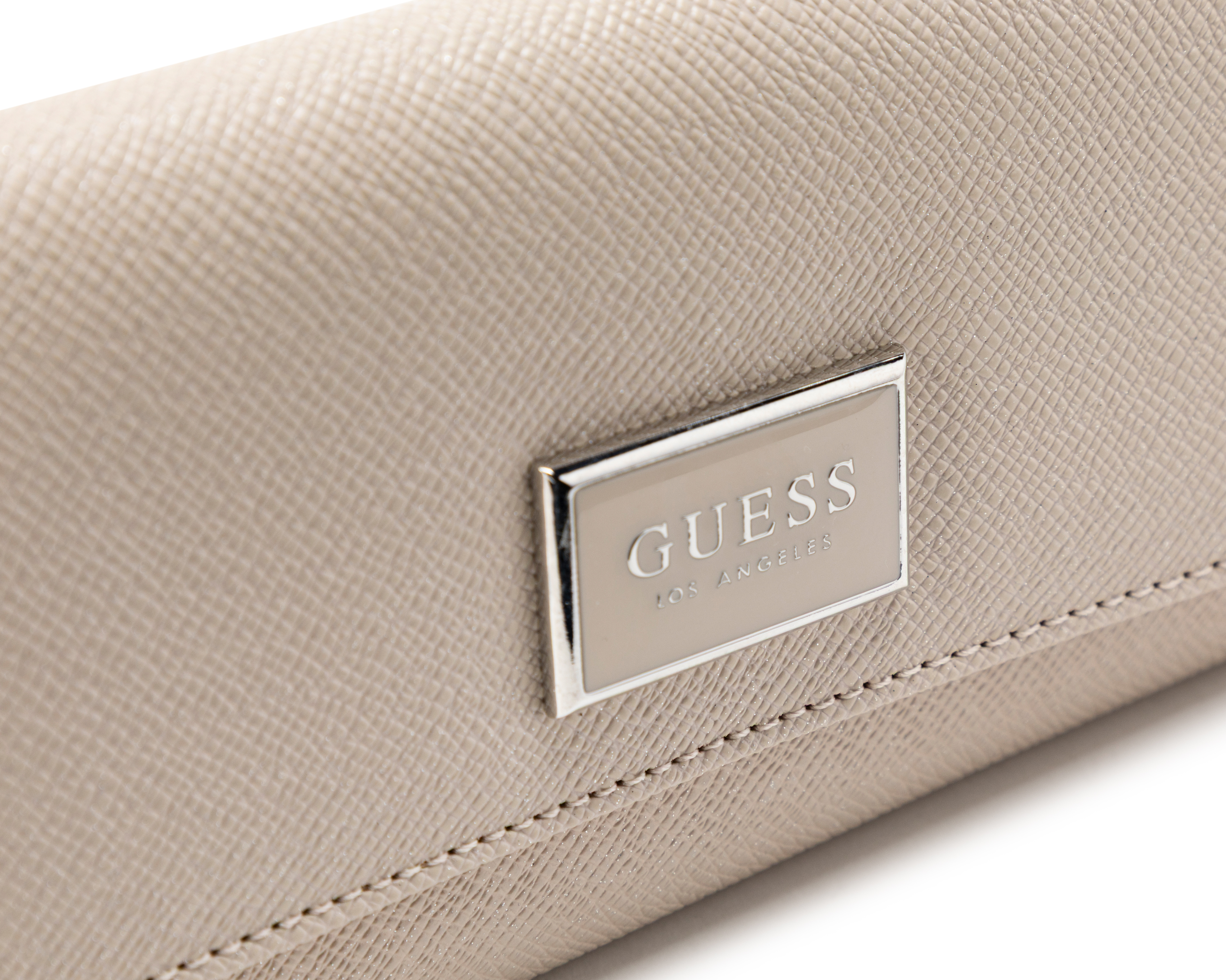 Foto 6 pulgar | Foto 5 | Cartera para Mujer Guess Beige