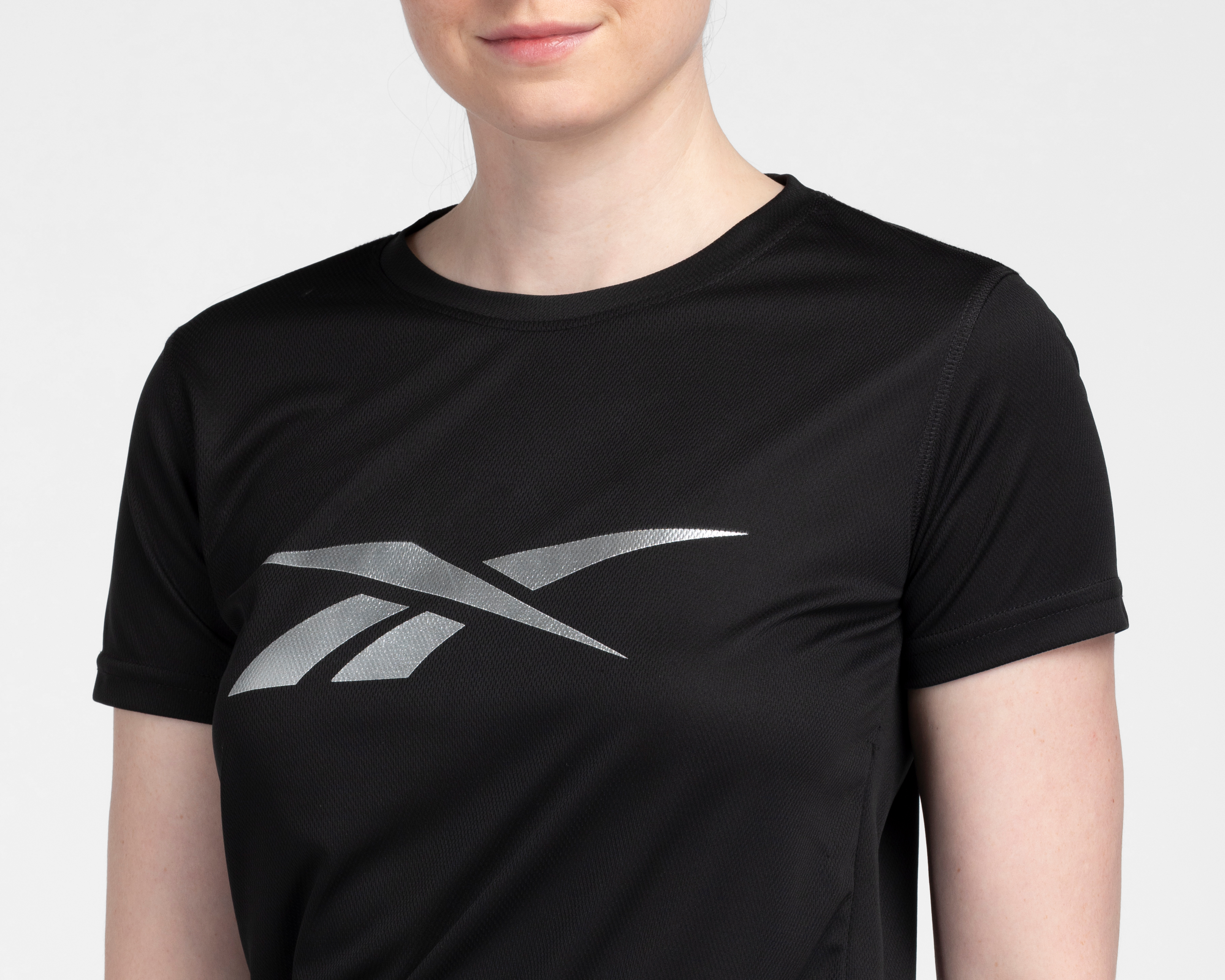 Foto 5 pulgar | Foto 4 | Playera Deportiva Reebok para Mujer