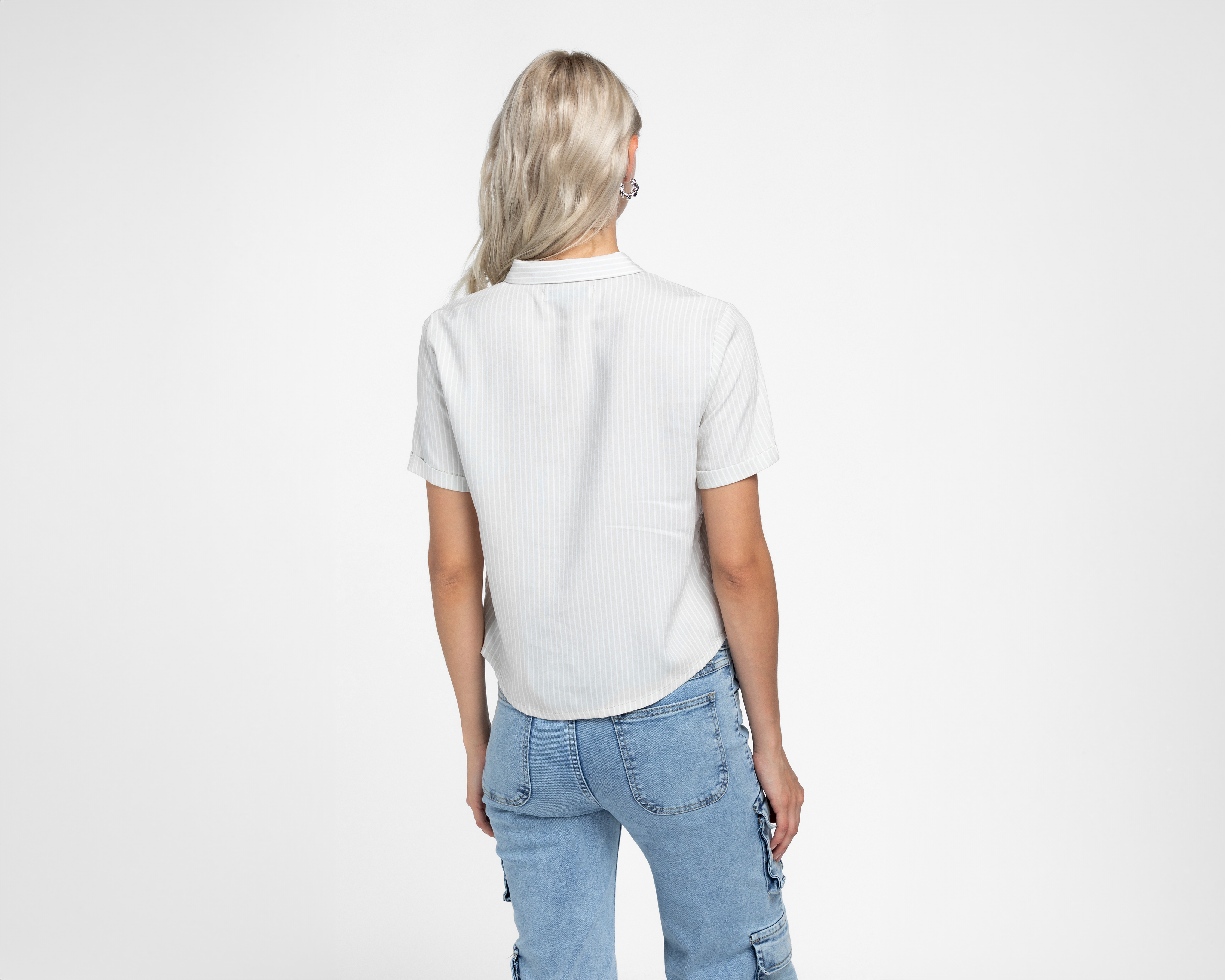 Foto 4 pulgar | Foto 3 | Blusa Manga Corta Refill para Mujer