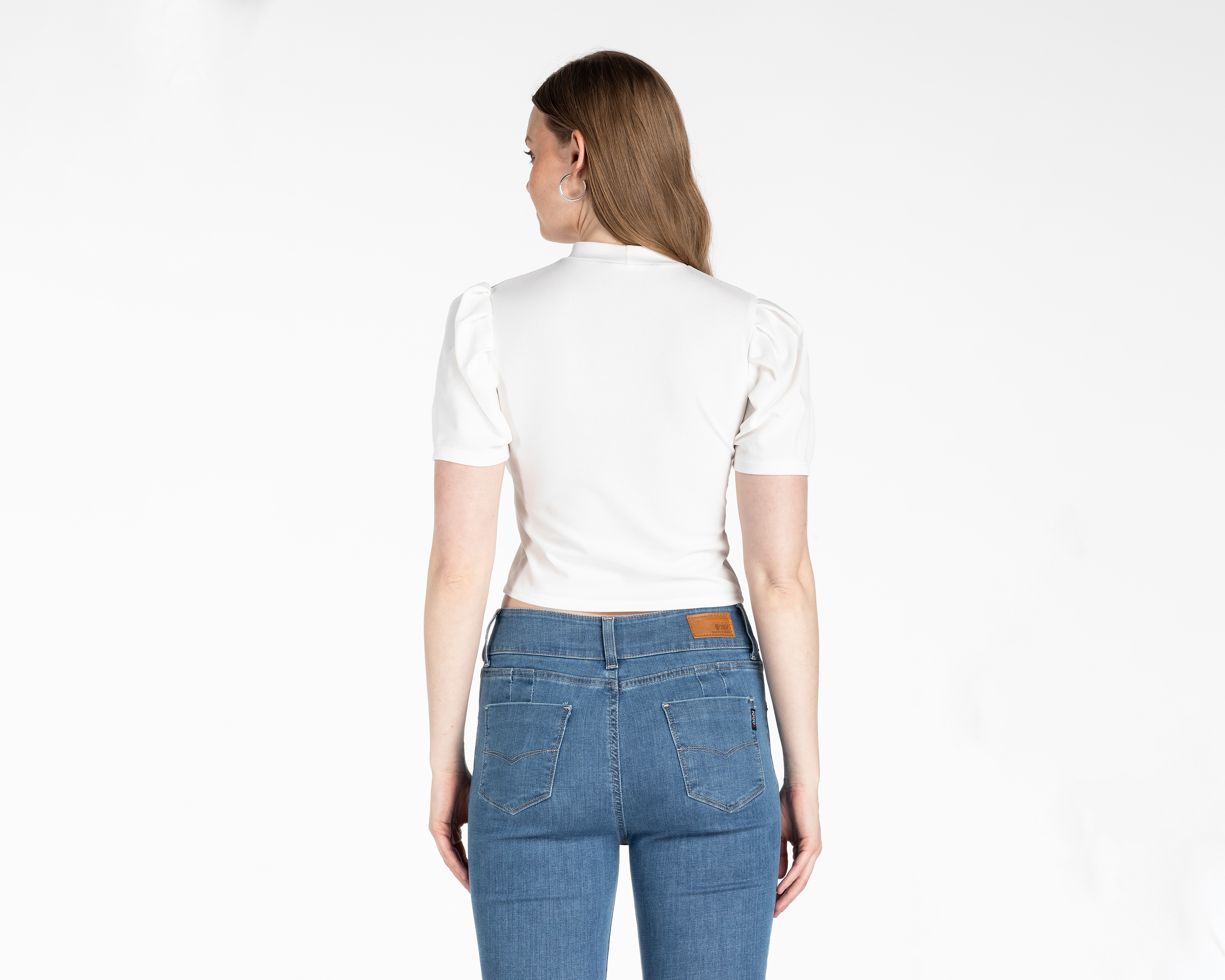 Foto 4 pulgar | Foto 3 | Blusa Manga Corta Jennifer Lopez para Mujer