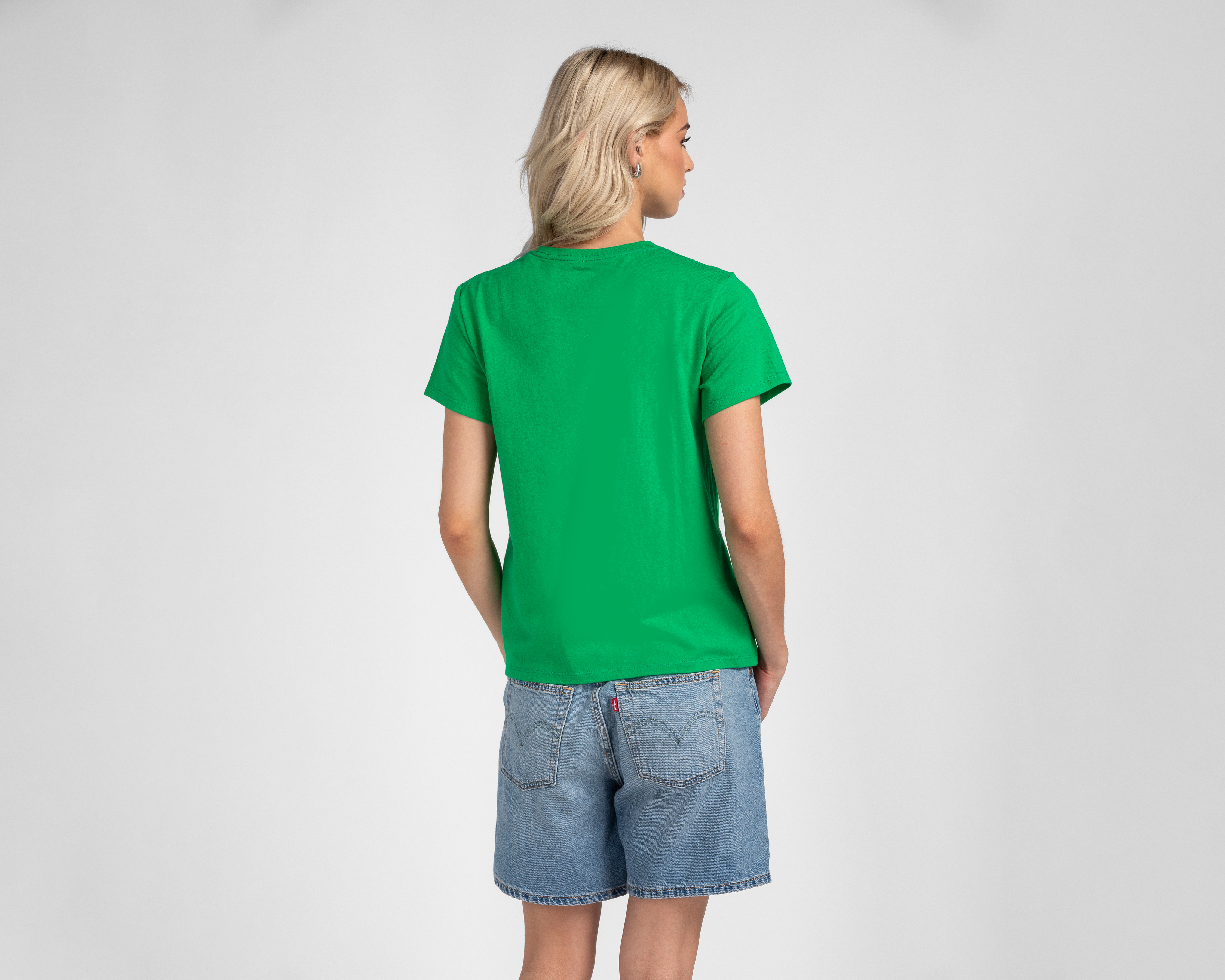 Foto 3 | Foto 3 | Playera Levi's Verde para Mujer