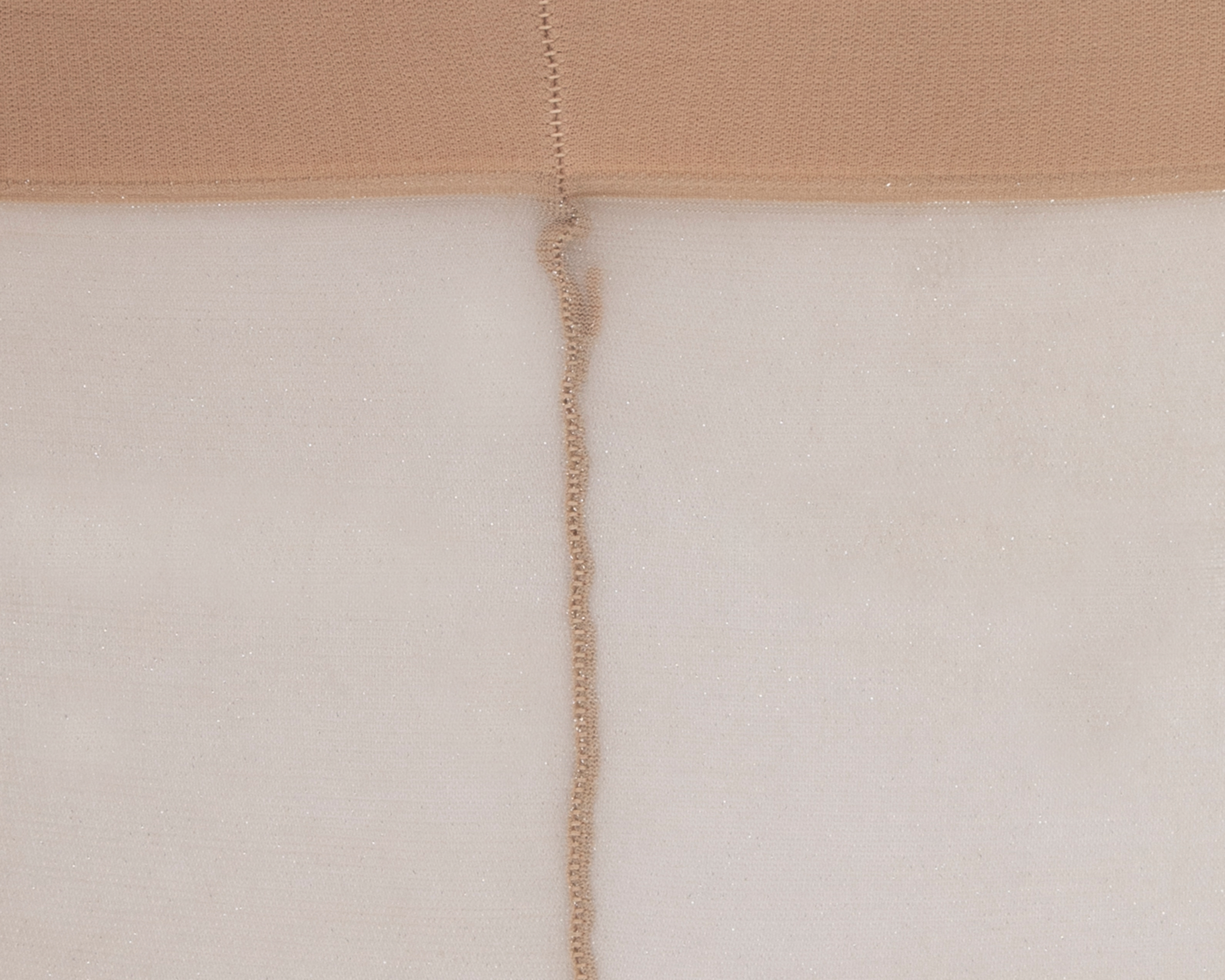 Foto 4 pulgar | Foto 3 | Pantimedias Beige Jennifer Lopez